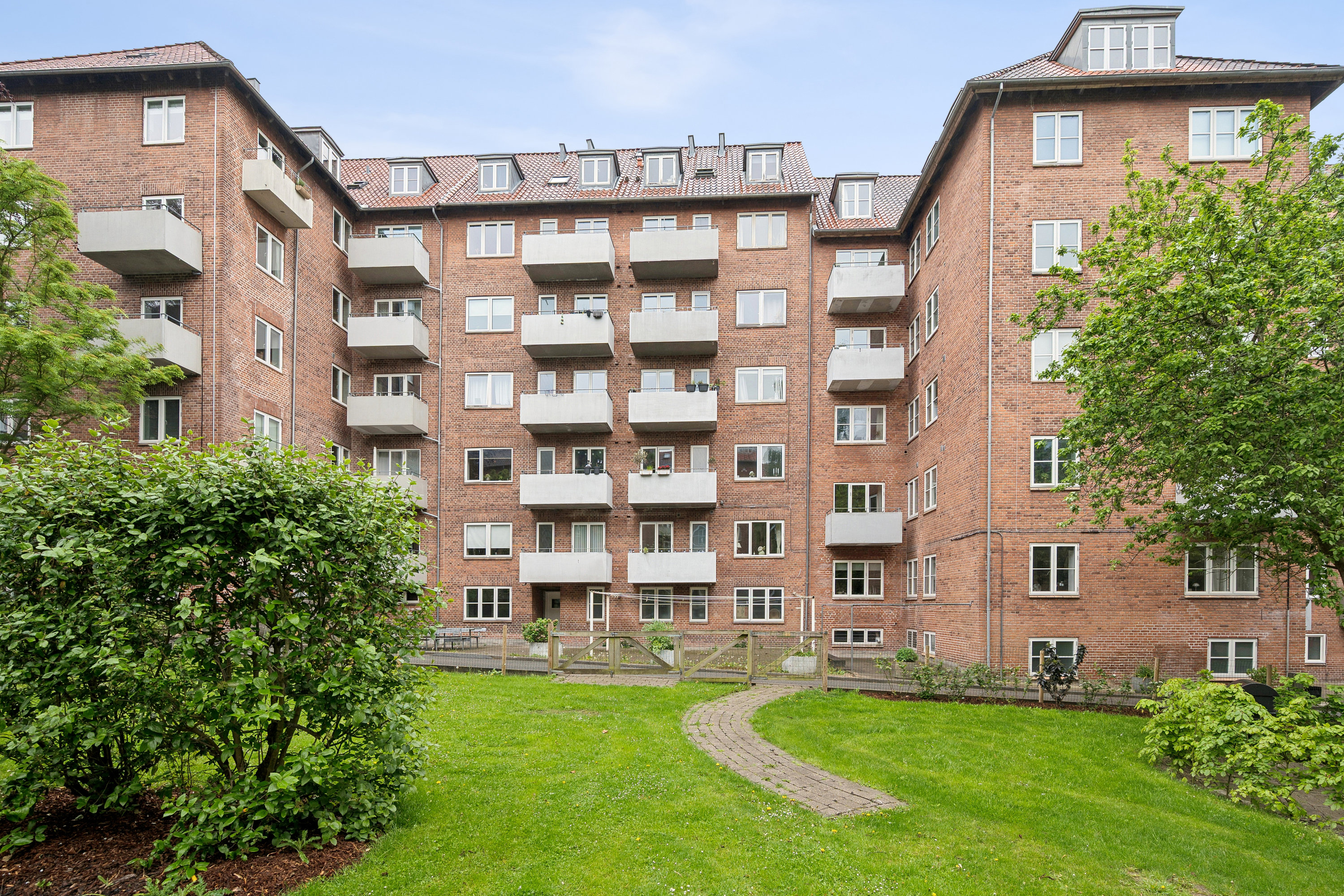 Fremhævet andet billede i fuldskærmstilstand. Billede af Tage-Hansens Gade 7, 3. th., 8000 Aarhus C