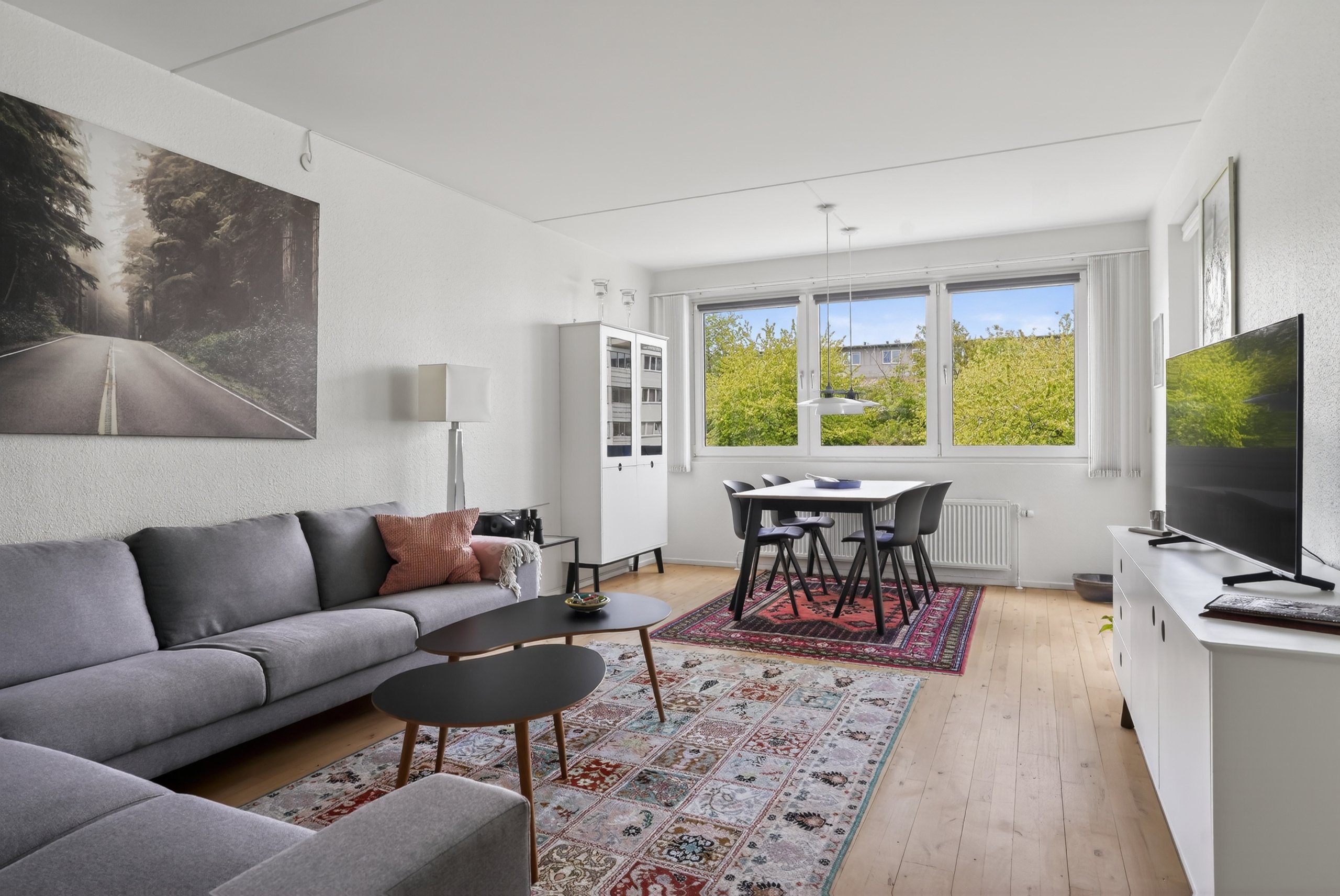 Fremhævet stue billede i fuldskærmstilstand. Billede af Elmelyparken 7B, 1. th., 2680 Solrød Strand