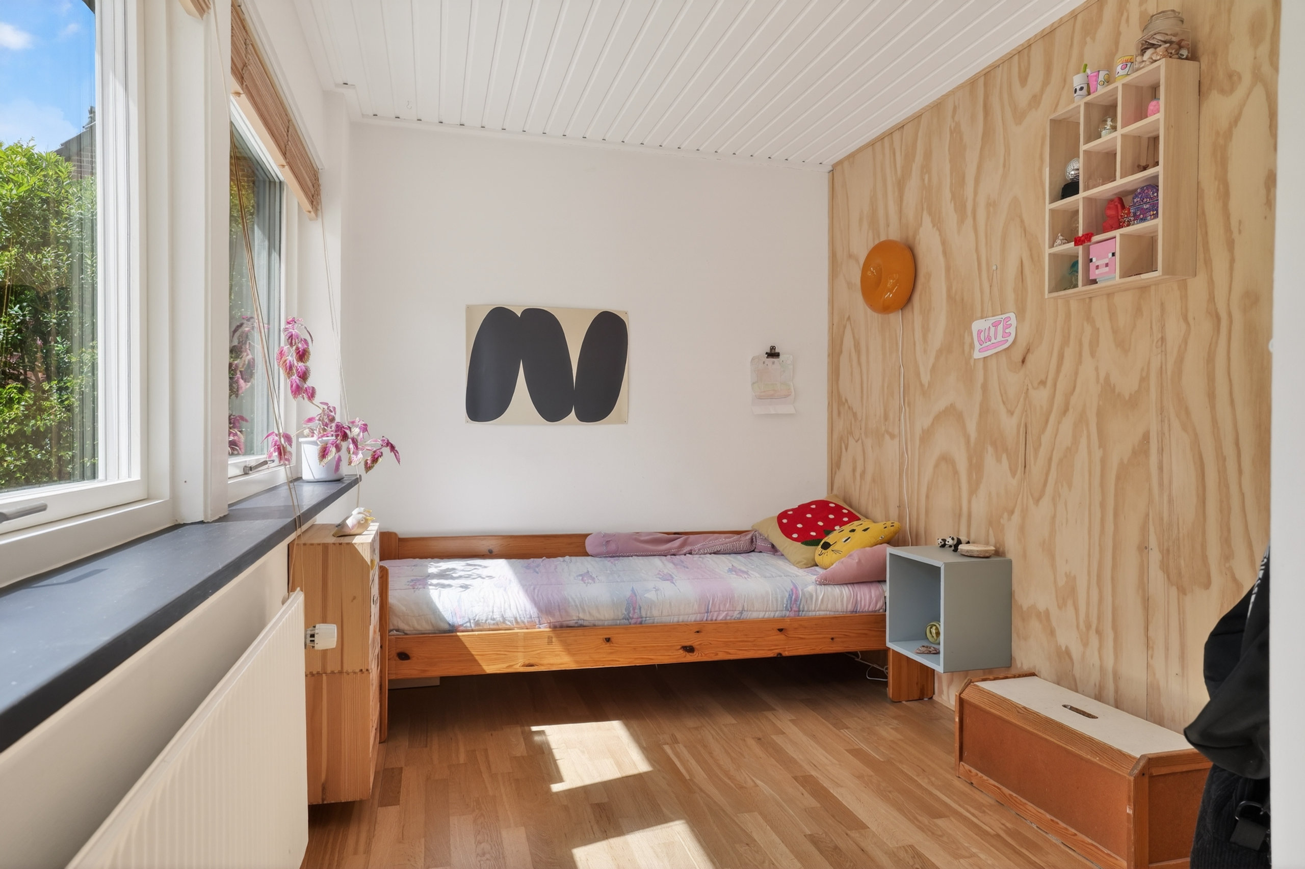 Fremhævet værelse billede i fuldskærmstilstand. Billede af Gl Strandvej 102A, 3050 Humlebæk