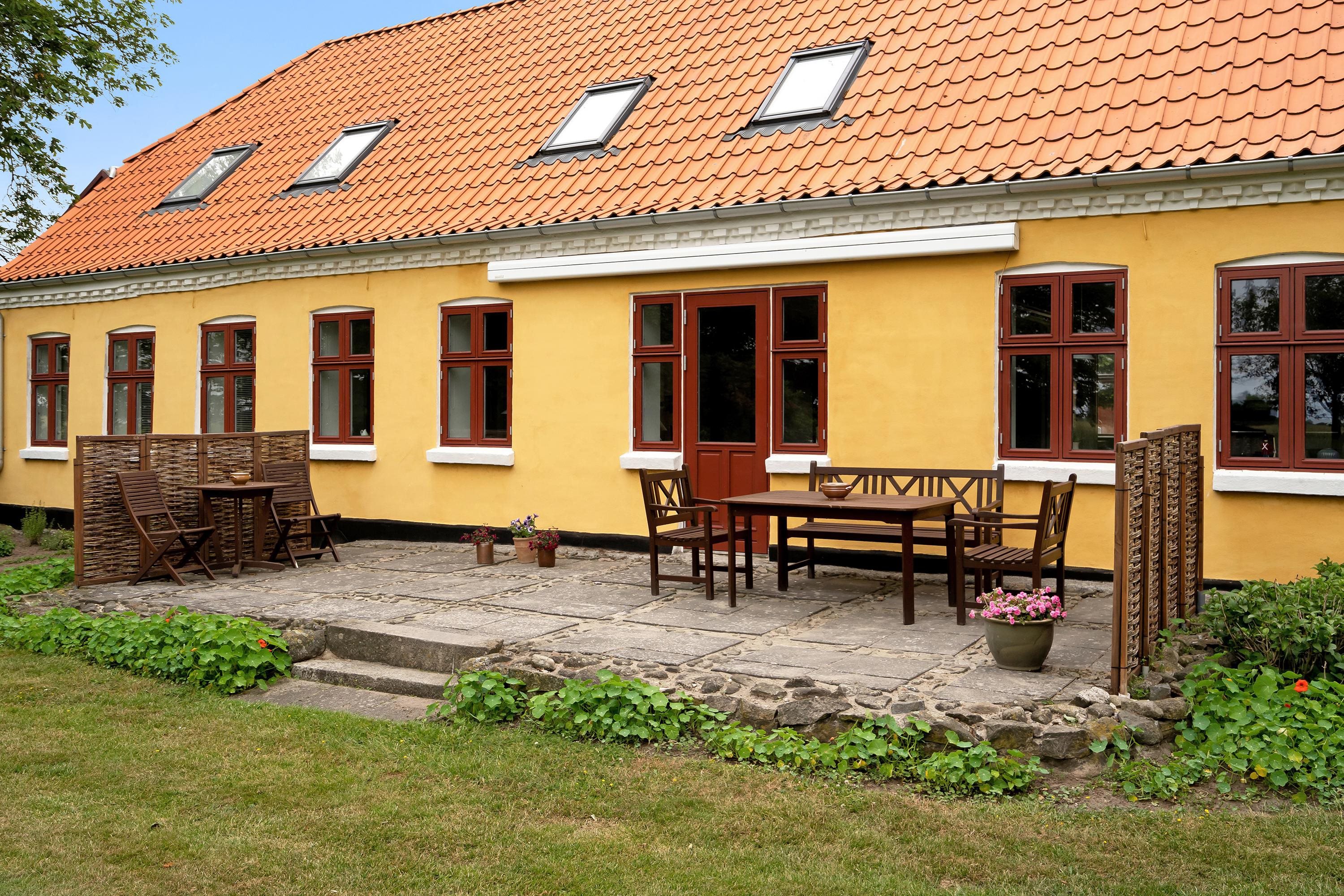 Fremhævet terrasse billede i fuldskærmstilstand. Billede af Vråvej 844, 9760 Vrå