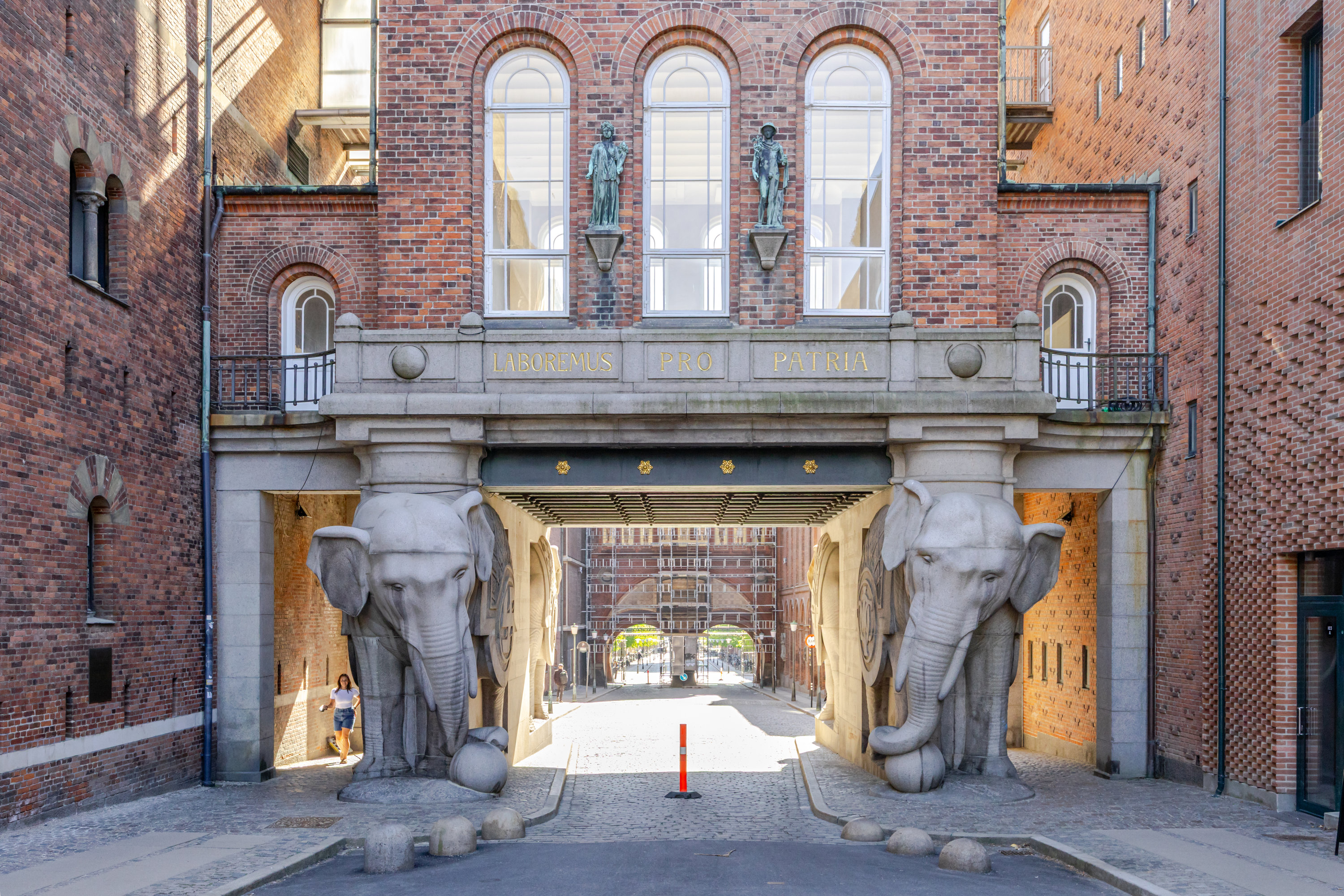 Fremhævet andet billede i fuldskærmstilstand. Billede af Paulas Passage 3, 15. 3., 1799 København V