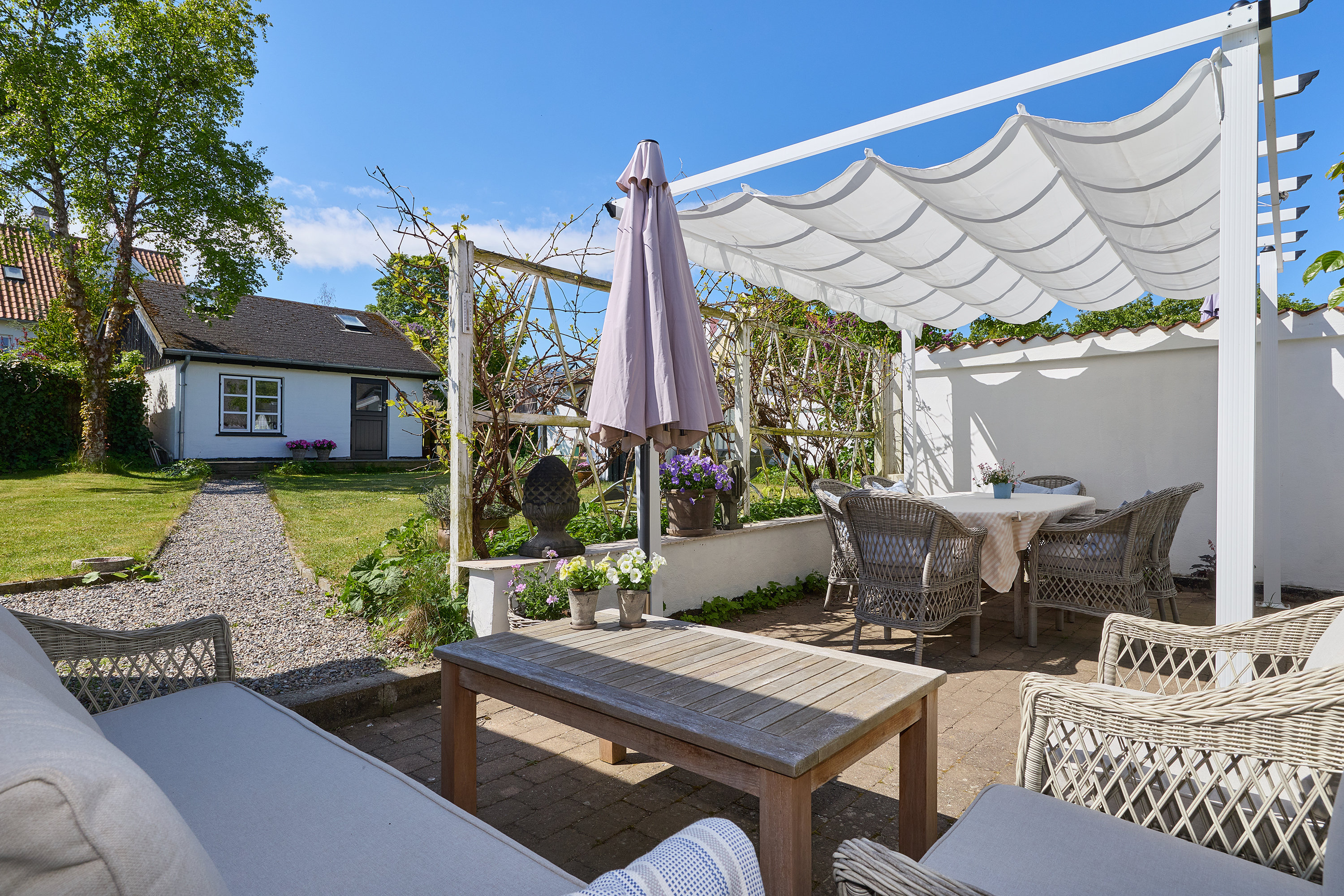 Fremhævet terrasse billede i fuldskærmstilstand. Billede af Østergade 30, 3250 Gilleleje