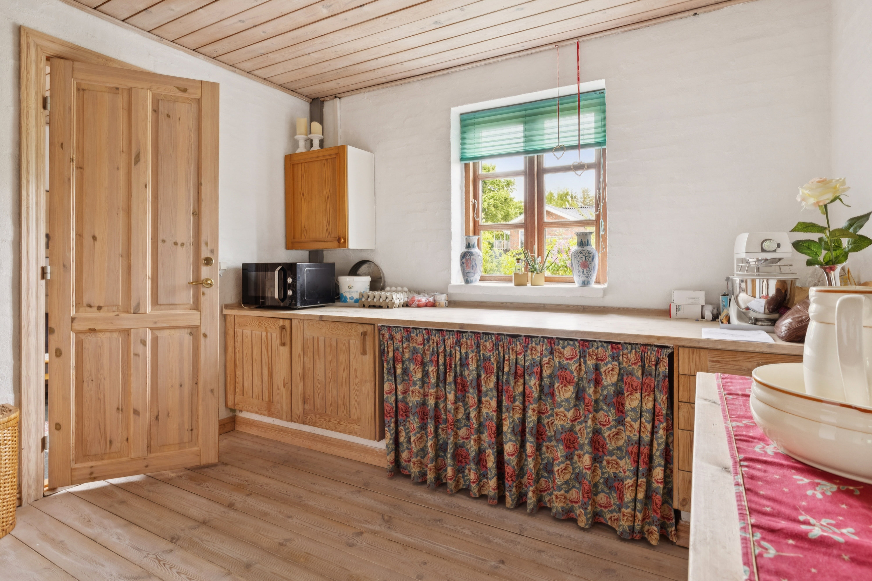 Fremhævet stue billede i fuldskærmstilstand. Billede af Lyngvej 7, Skringstrup, 8832 Skals