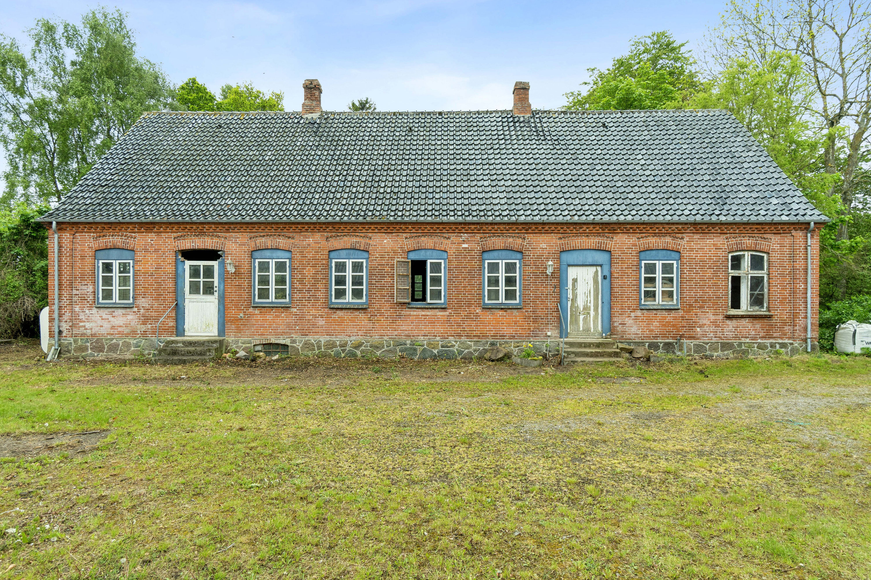 Fremhævet set fra haven billede i fuldskærmstilstand. Billede af Fårupvej 15, Fårup, 4700 Næstved