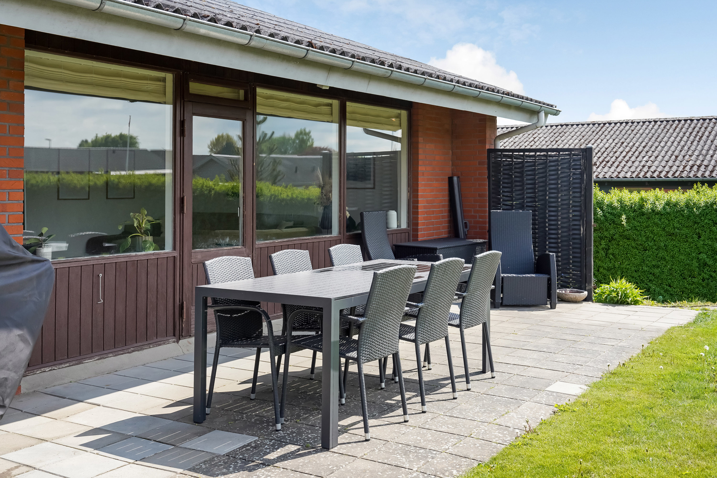Fremhævet terrasse billede i fuldskærmstilstand. Billede af Cikorievej 12, 8763 Rask Mølle