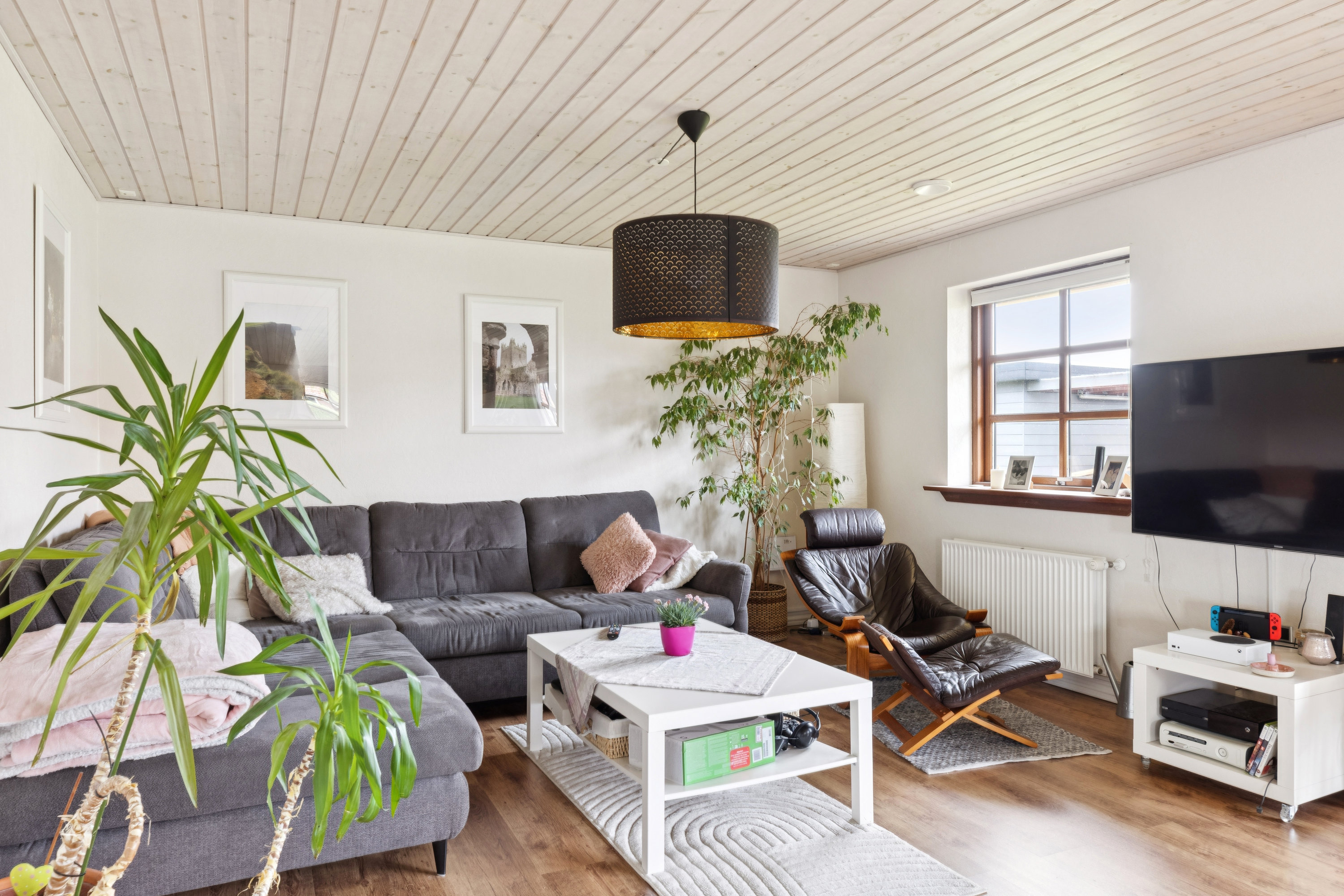 Fremhævet stue billede i fuldskærmstilstand. Billede af Granly 40, Ø Vedsted, 6760 Ribe