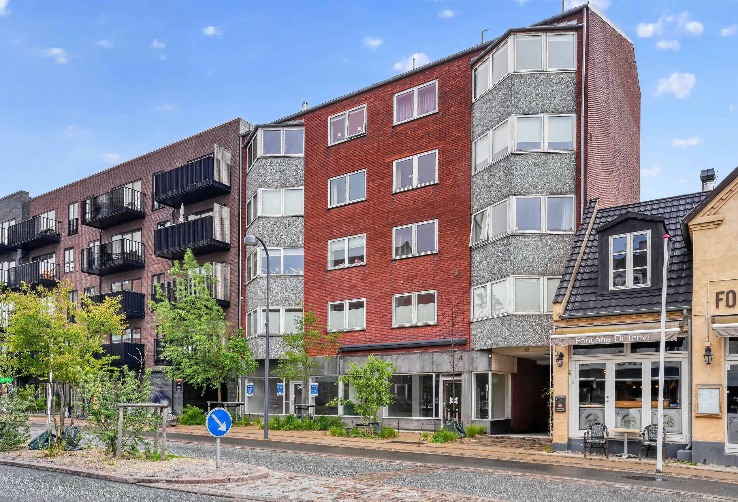 Fremhævet ejendommen billede i fuldskærmstilstand. Billede af Søborg Hovedgade 54, 2. tv., 2860 Søborg