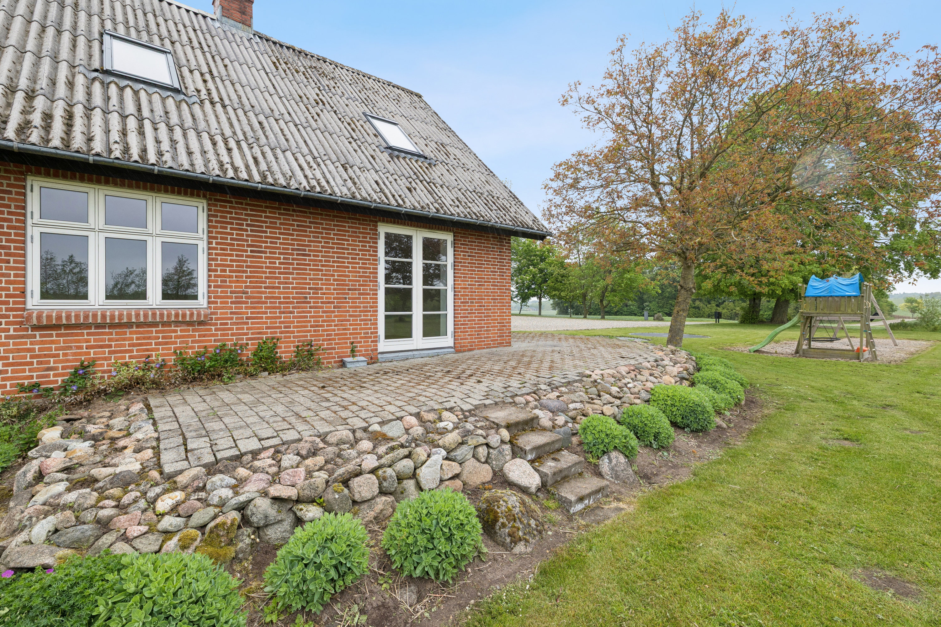 Fremhævet terrasse billede i fuldskærmstilstand. Billede af Rævebakken 4, Nr Onsild, 9500 Hobro