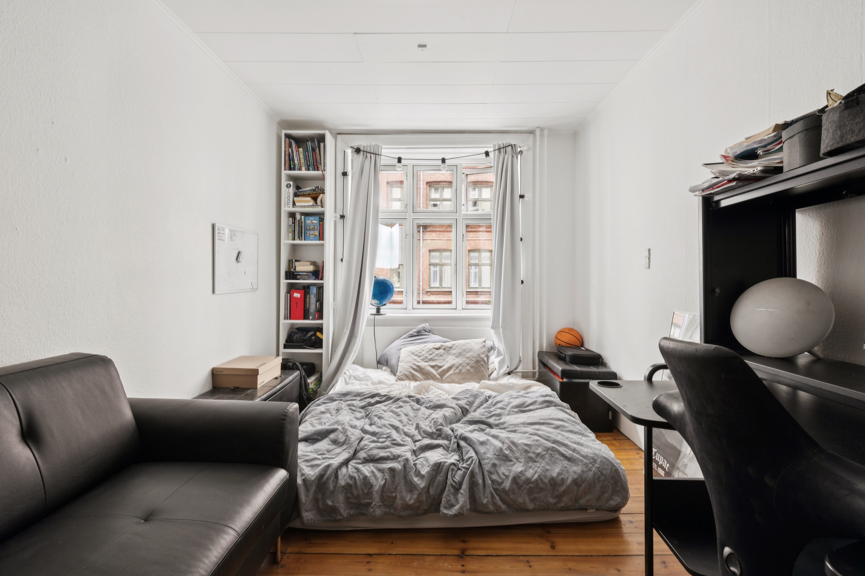 Fremhævet stue billede i fuldskærmstilstand. Billede af Egegade 2, st.. th., 2200 København N