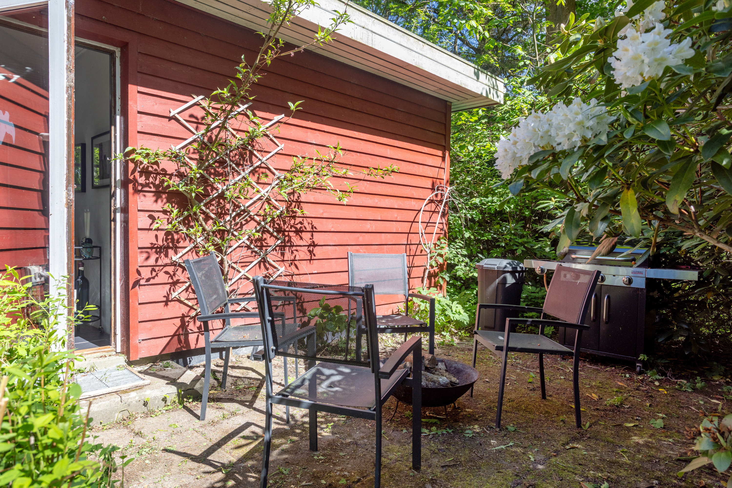 Fremhævet terrasse billede i fuldskærmstilstand. Billede af Nordostvej 42, Voerså, 9300 Sæby