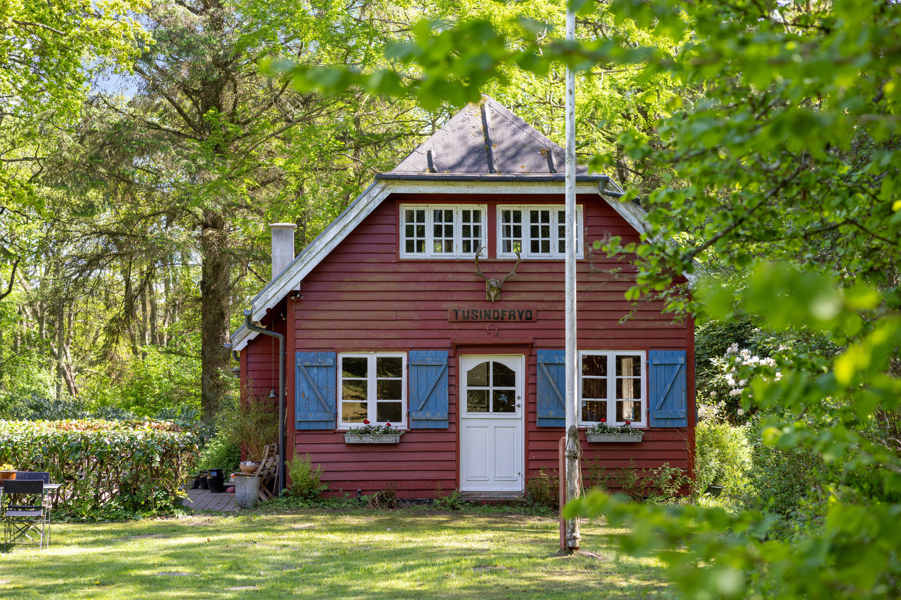 Fremhævet facade billede i fuldskærmstilstand. Billede af Nordostvej 42, Voerså, 9300 Sæby