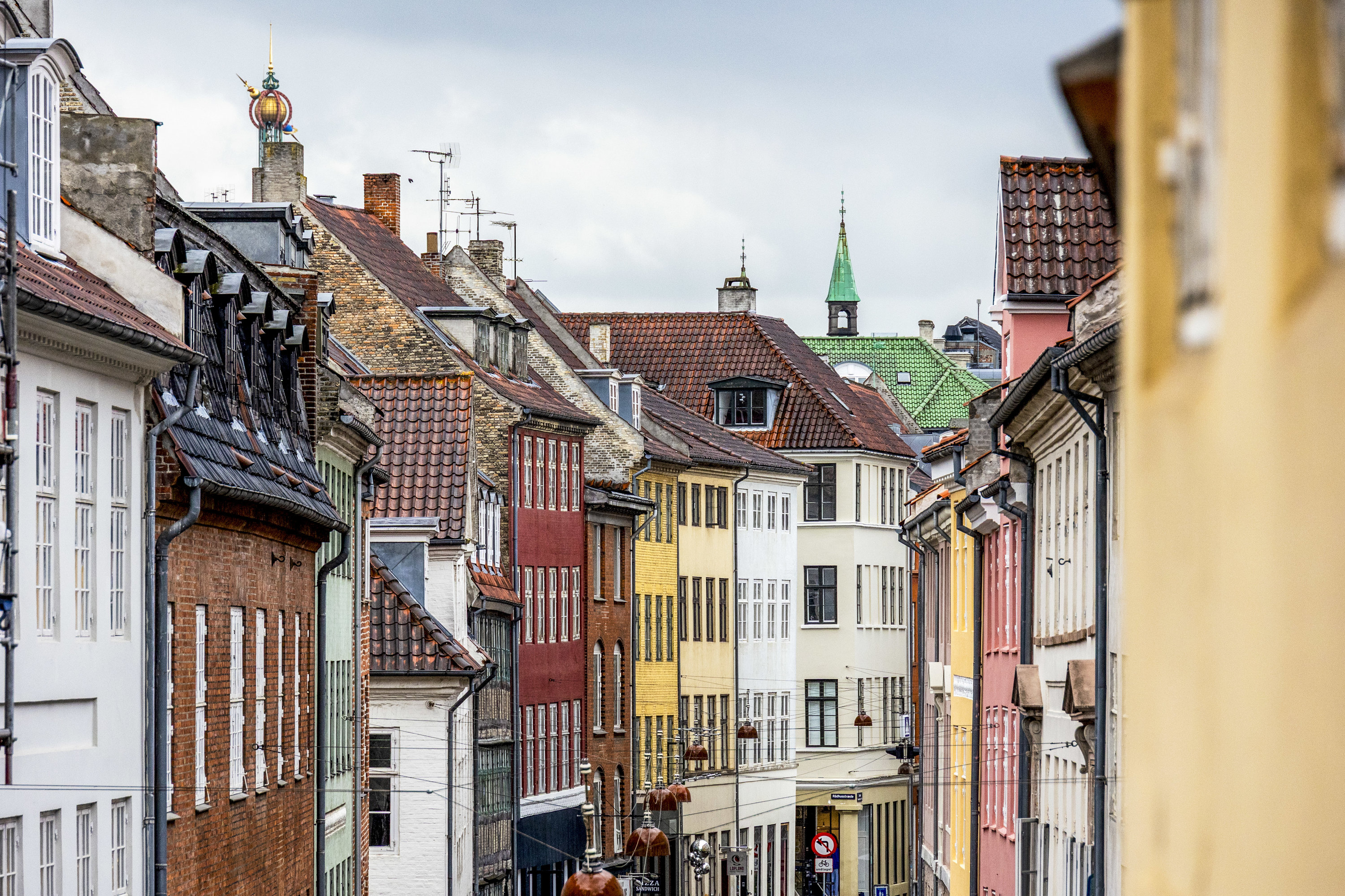 Fremhævet  billede i fuldskærmstilstand. Billede af Kompagnistræde 2, 2. th., 1208 København K