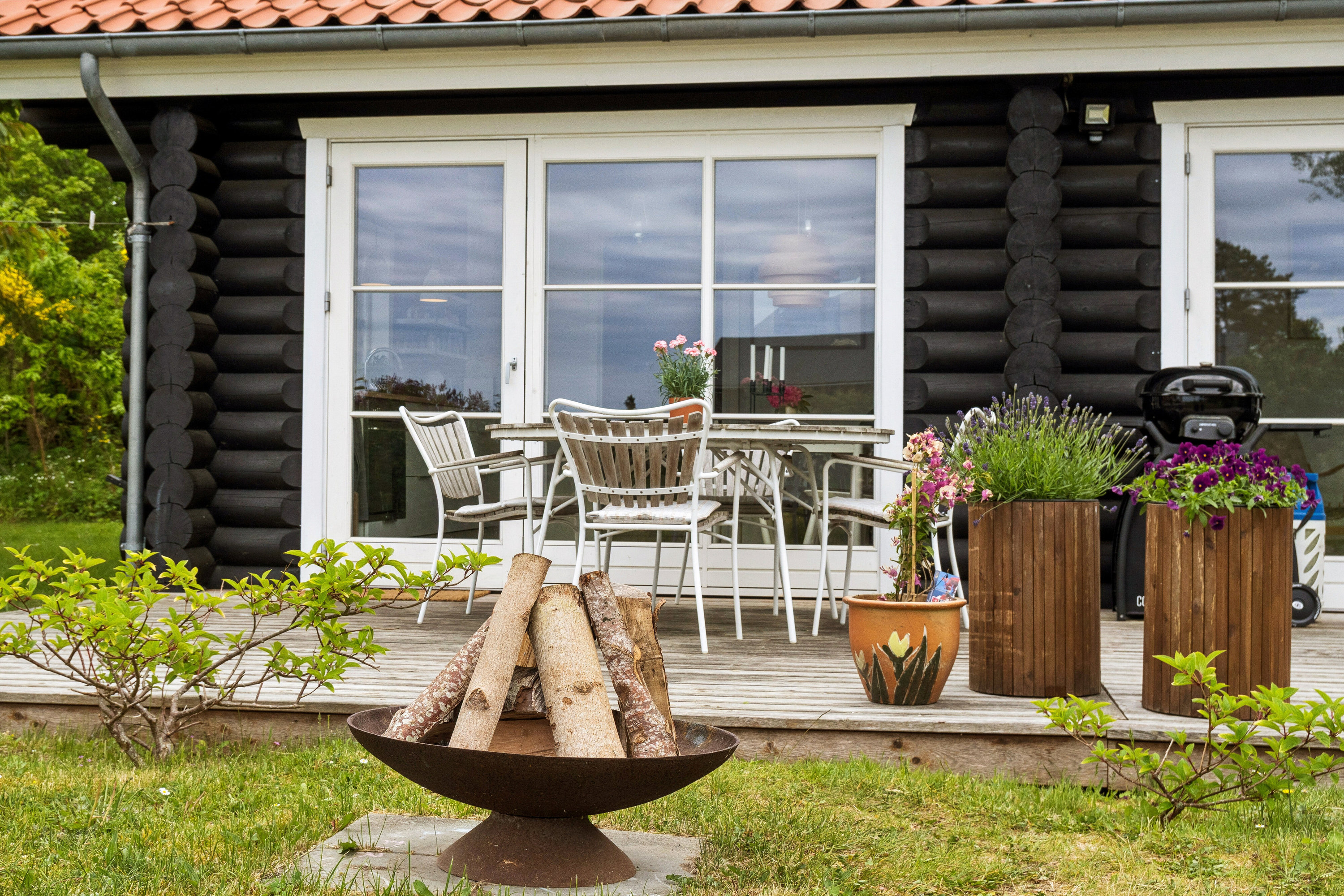 Fremhævet set fra haven billede i fuldskærmstilstand. Billede af Nymånedalen 25, Melby Enghave, 3370 Melby