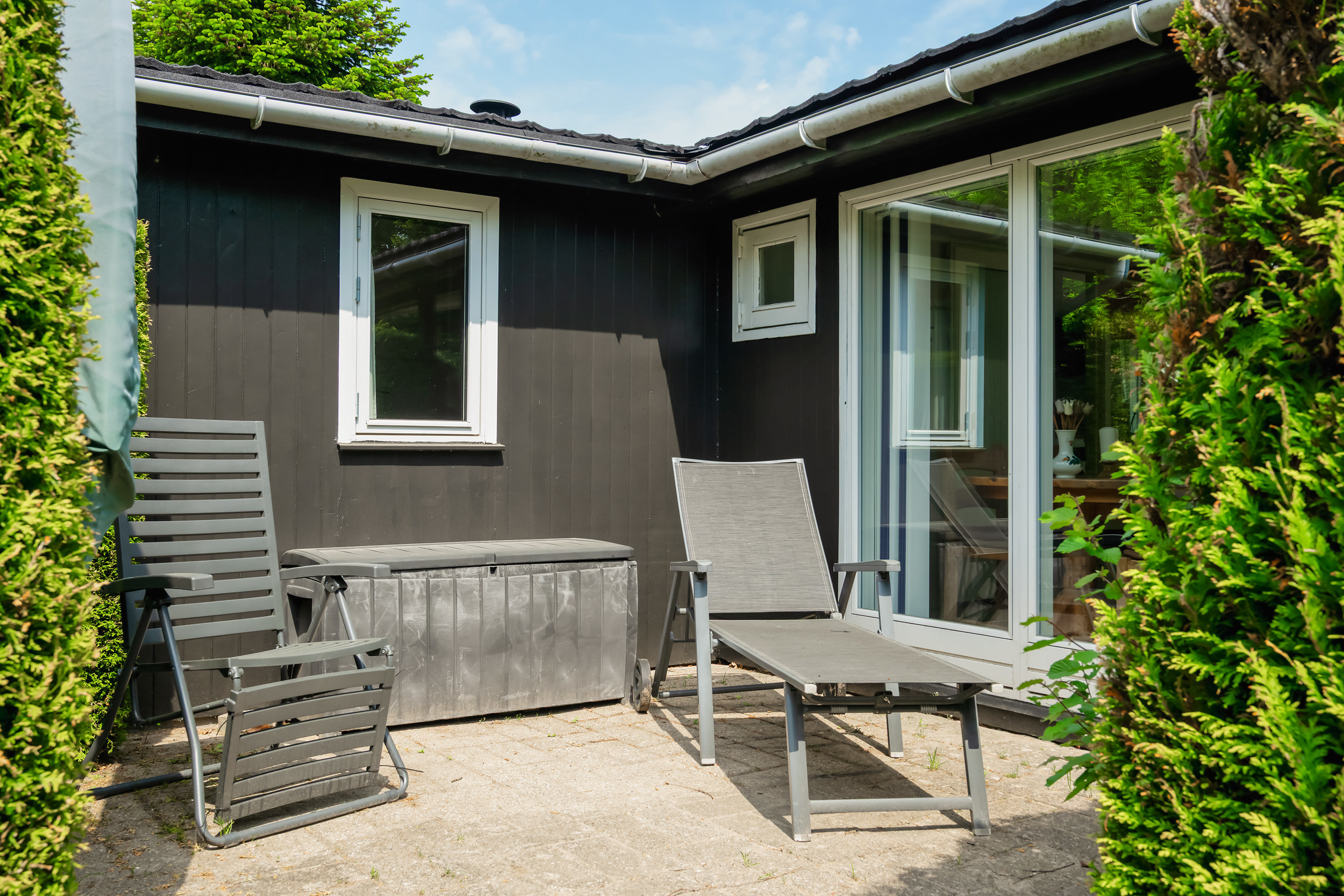 Fremhævet terrasse billede i fuldskærmstilstand. Billede af Drosselvejen 2, 4872 Idestrup