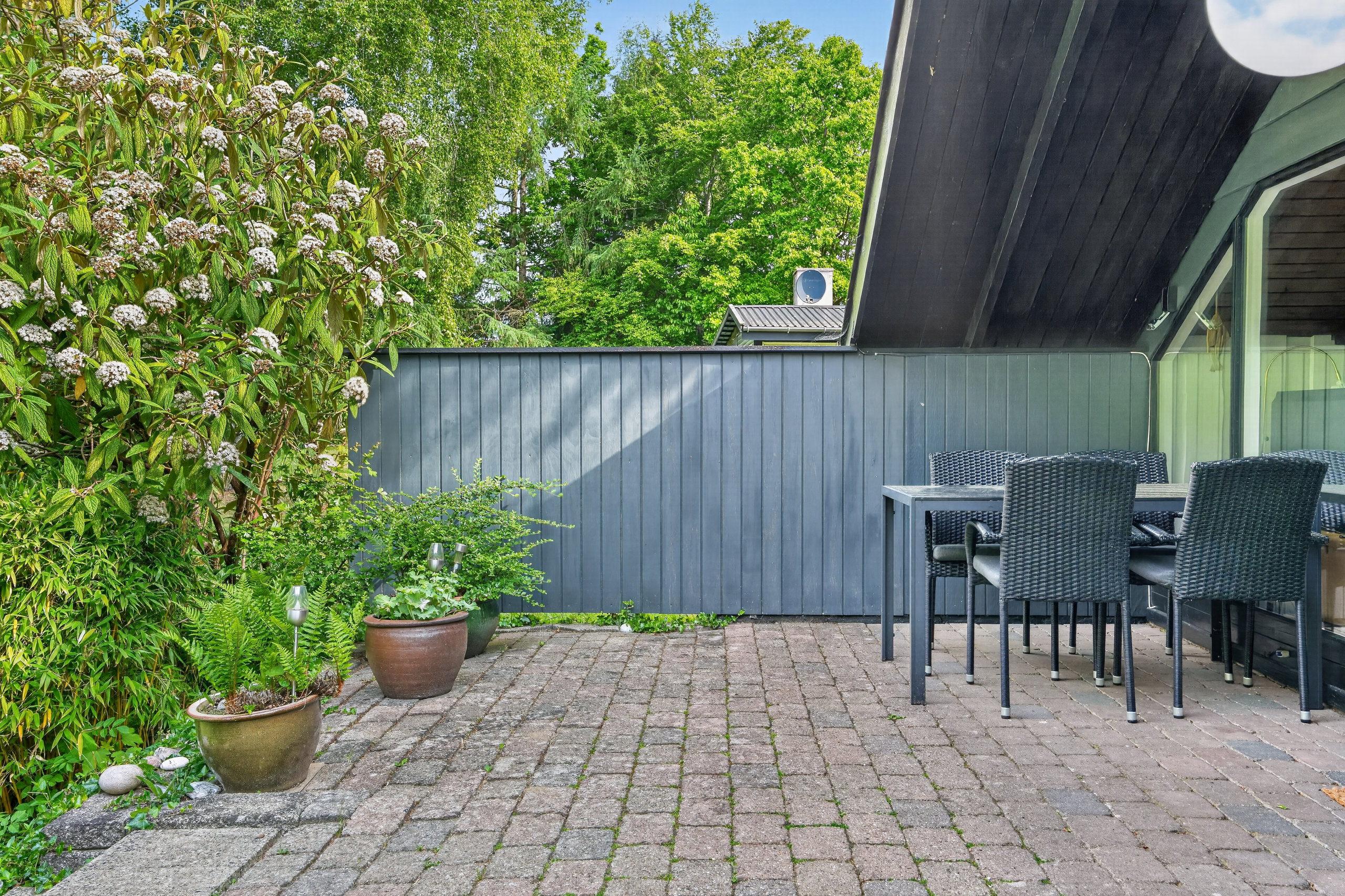 Fremhævet terrasse billede i fuldskærmstilstand. Billede af Vinkelgårdsvej 20, Nyrup, 4500 Nykøbing Sj