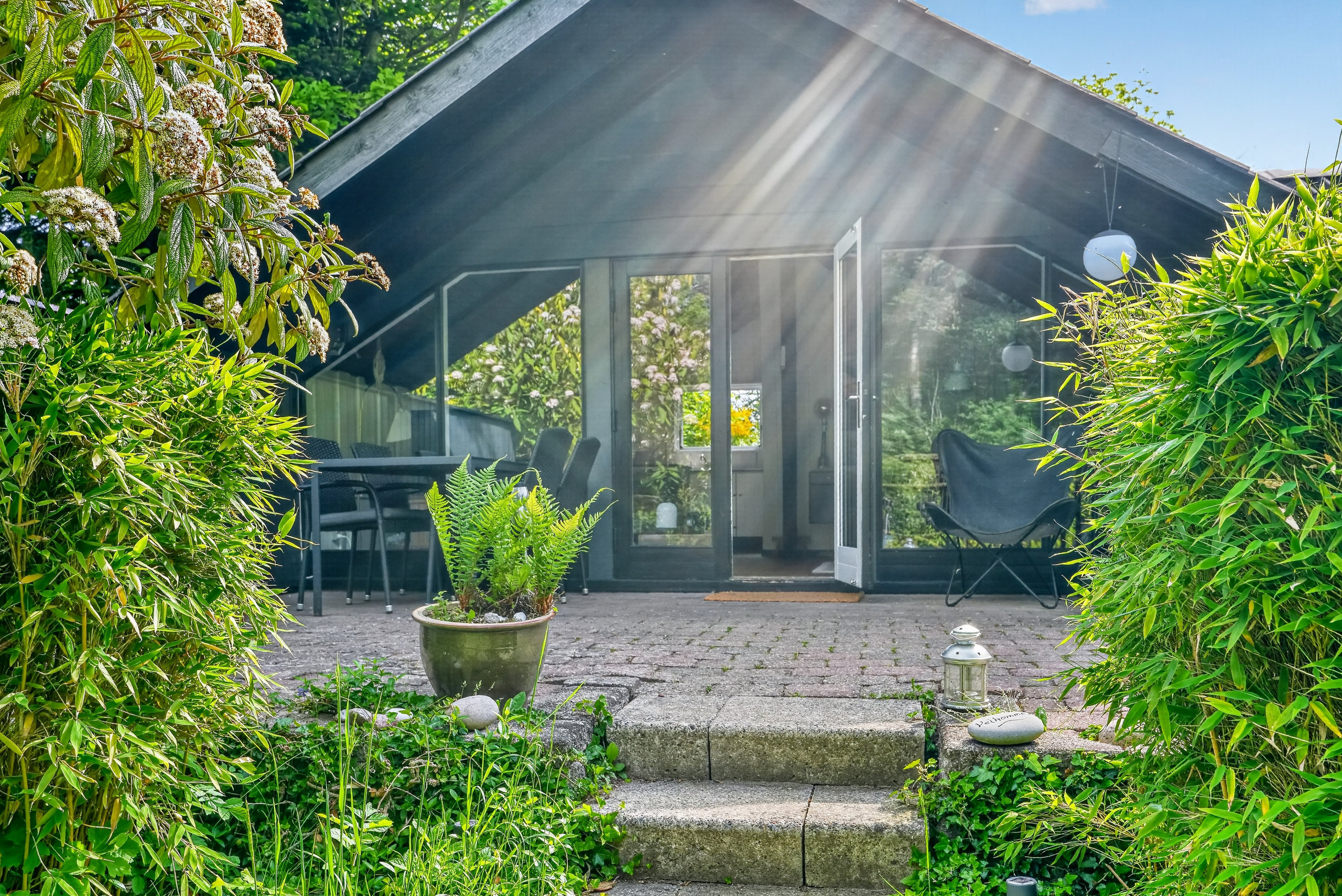 Fremhævet terrasse billede i fuldskærmstilstand. Billede af Vinkelgårdsvej 20, Nyrup, 4500 Nykøbing Sj