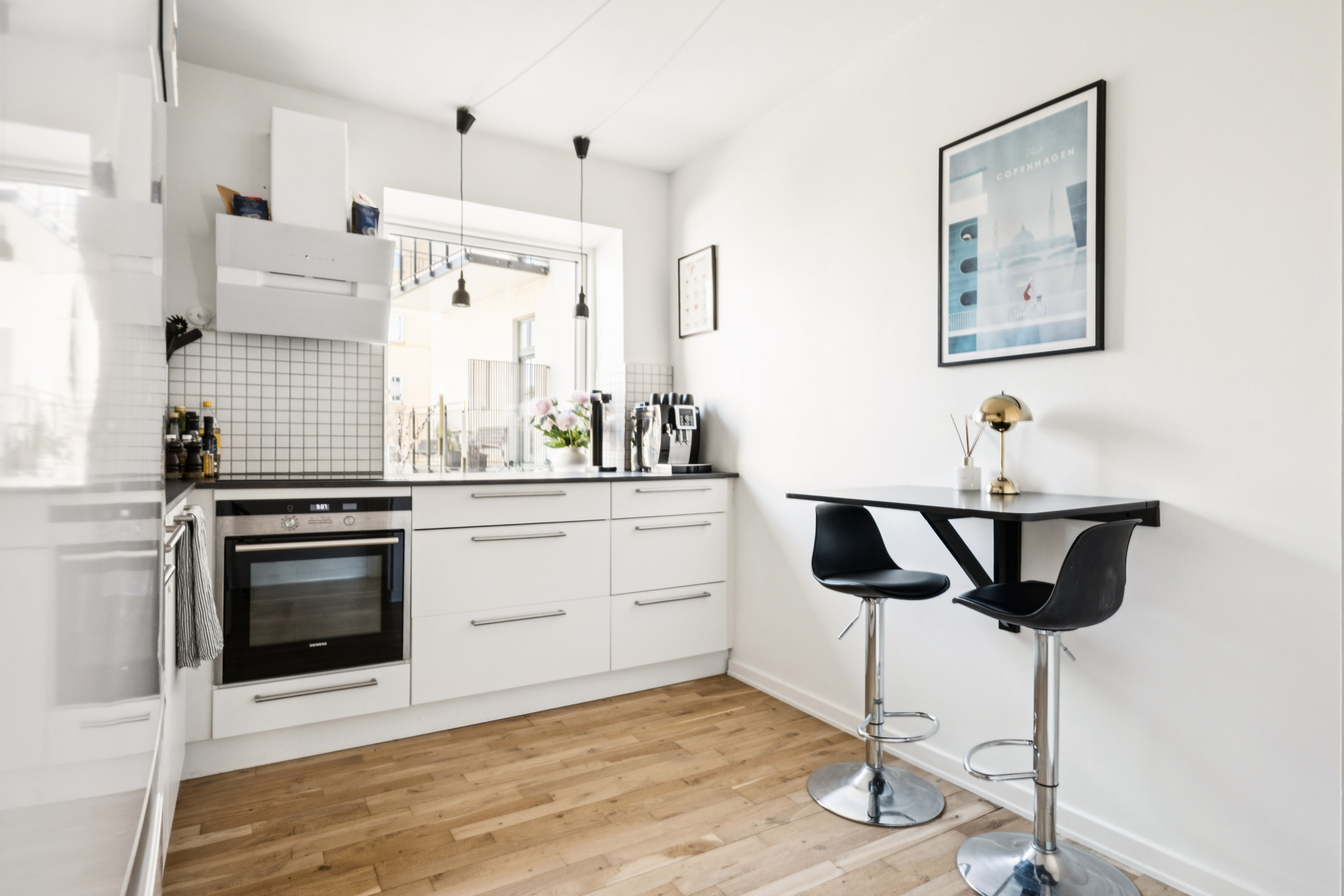 Fremhævet køkken billede i fuldskærmstilstand. Billede af Grundtvigsvej 4, 2. tv., 1864 Frederiksberg C