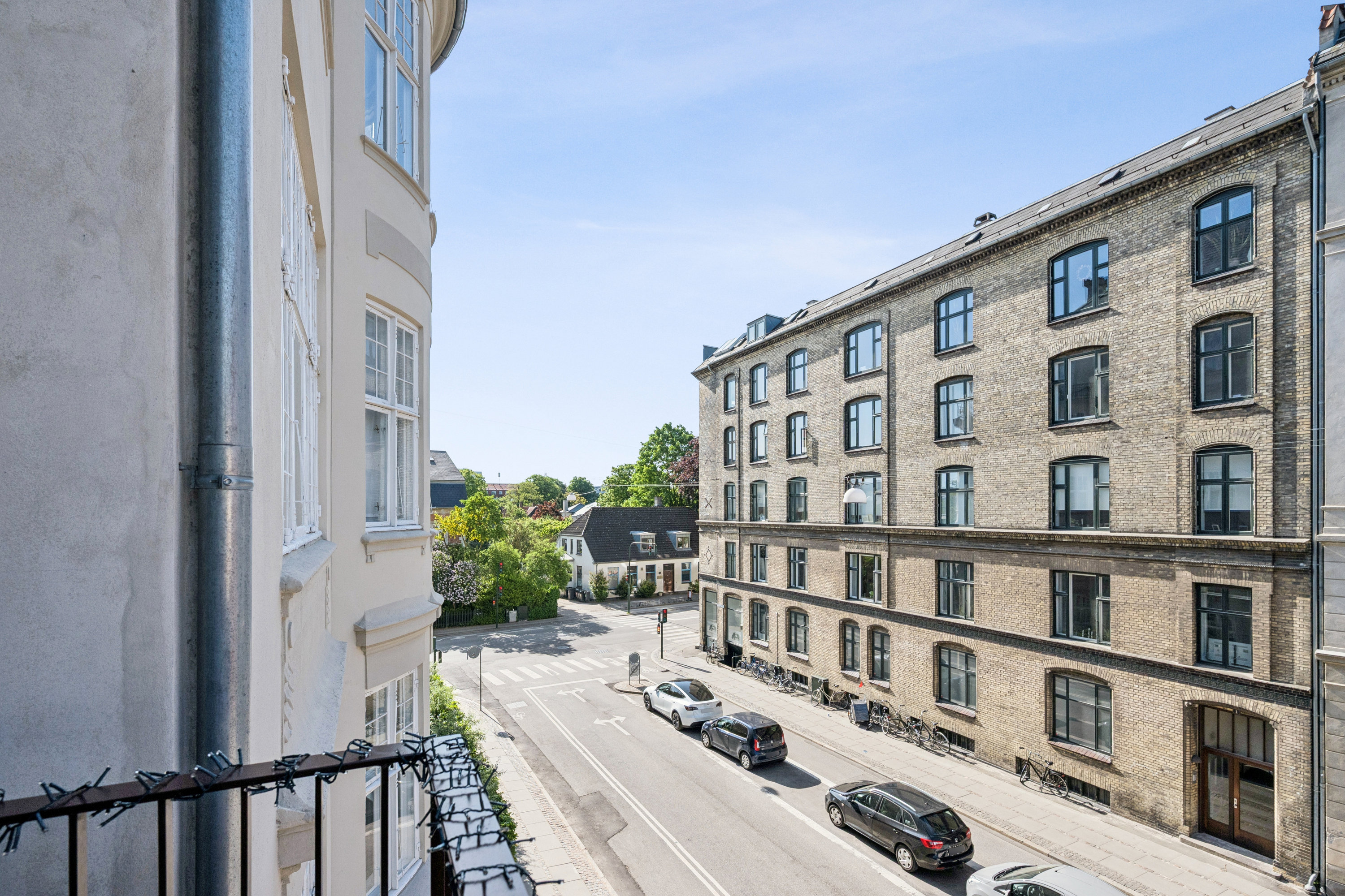 Fremhævet andet billede i fuldskærmstilstand. Billede af Grundtvigsvej 4, 2. tv., 1864 Frederiksberg C