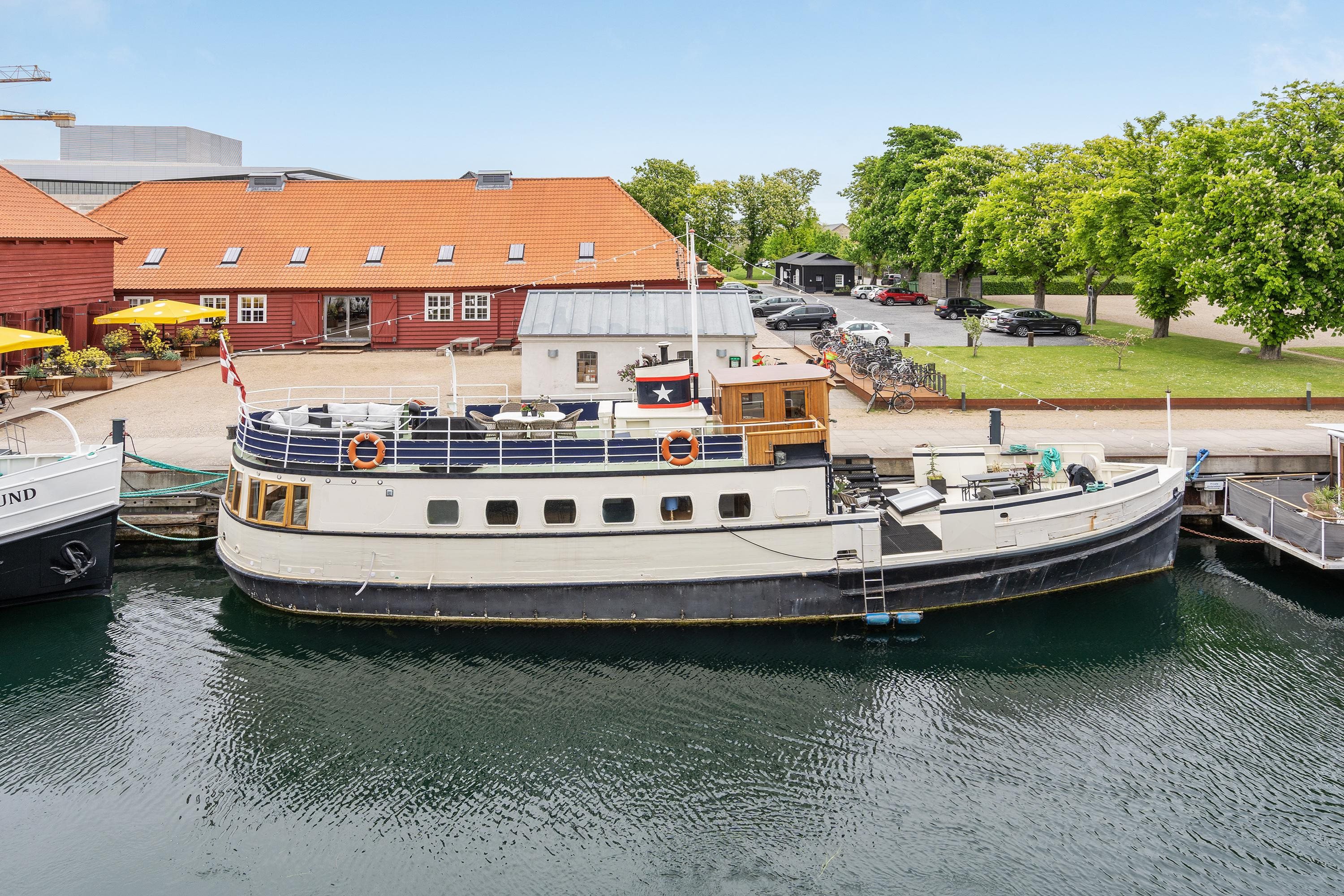 Fremhævet  billede i fuldskærmstilstand. Billede af Masteskursvej 9, 1437 København K