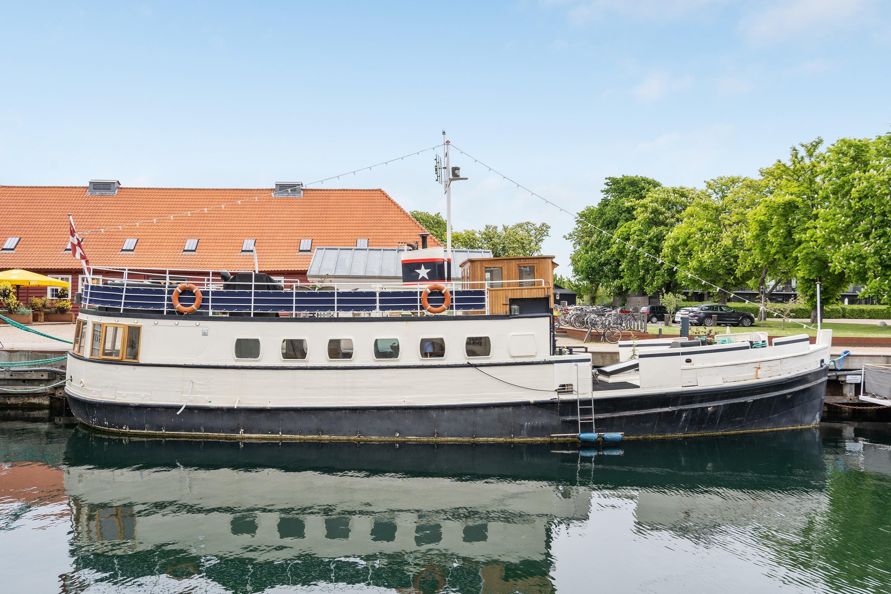 Fremhævet  billede i fuldskærmstilstand. Billede af Masteskursvej 9, 1437 København K