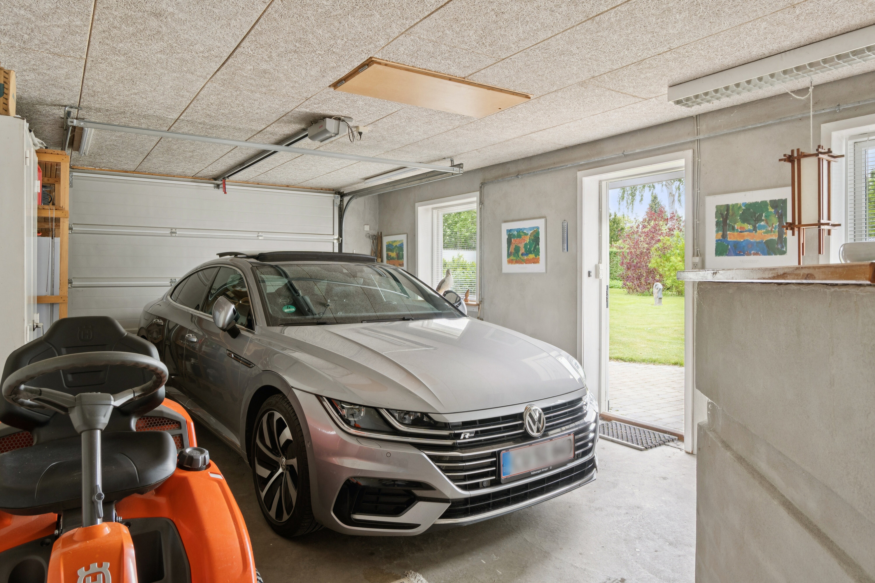Fremhævet garage billede i fuldskærmstilstand. Billede af Fuglehavevej 7, Sæby, 4070 Kirke Hyllinge
