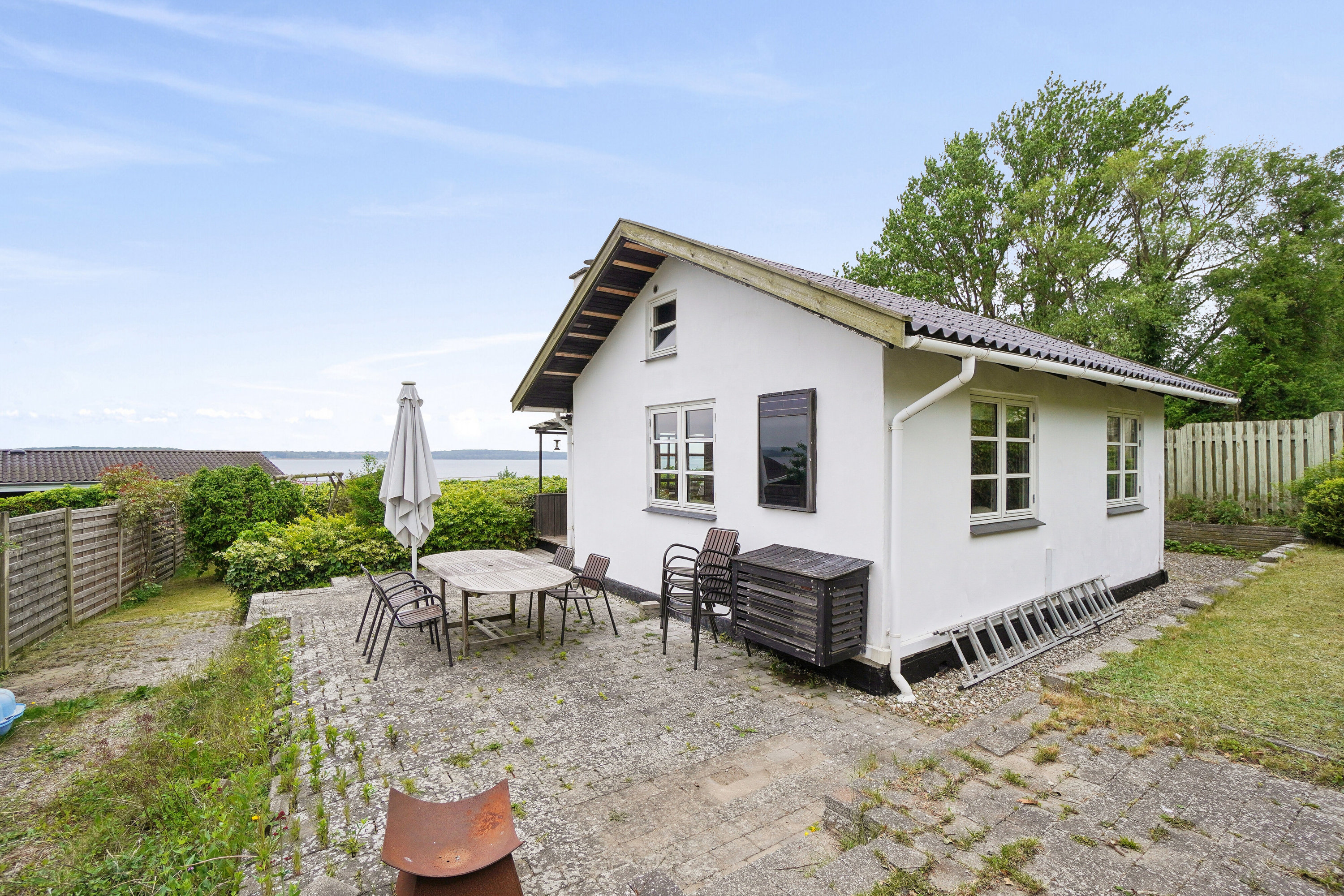 Fremhævet terrasse billede i fuldskærmstilstand. Billede af Olaf Kristiansensvej 37, Ejby, 4070 Kirke Hyllinge