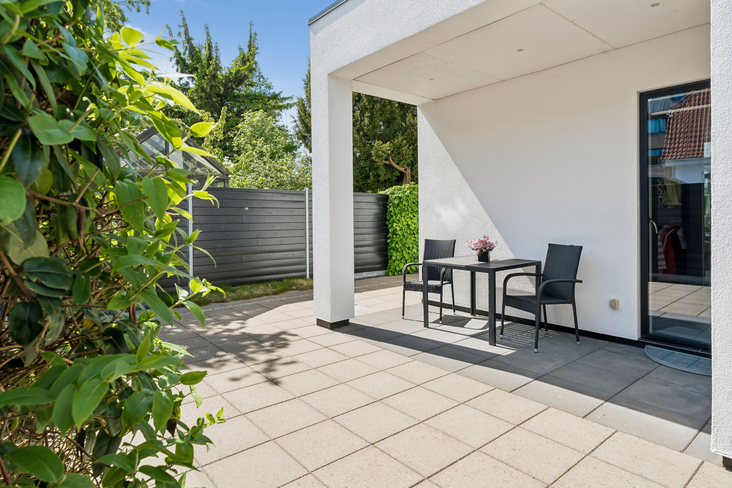 Fremhævet terrasse billede i fuldskærmstilstand. Billede af Davids Alle 3, 9000 Aalborg