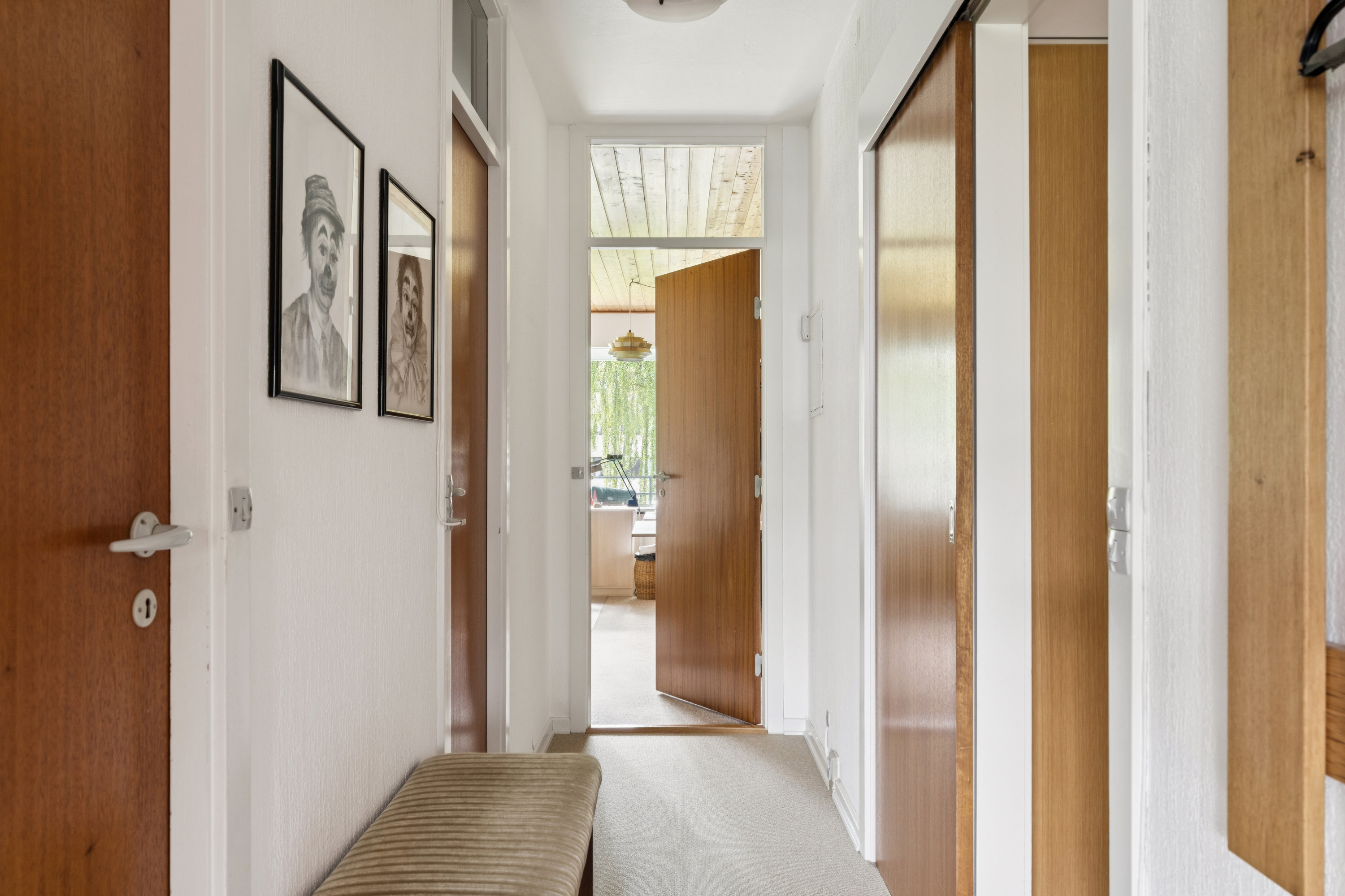 Fremhævet gang billede i fuldskærmstilstand. Billede af Kantorparken 10, 1. tv., 8240 Risskov