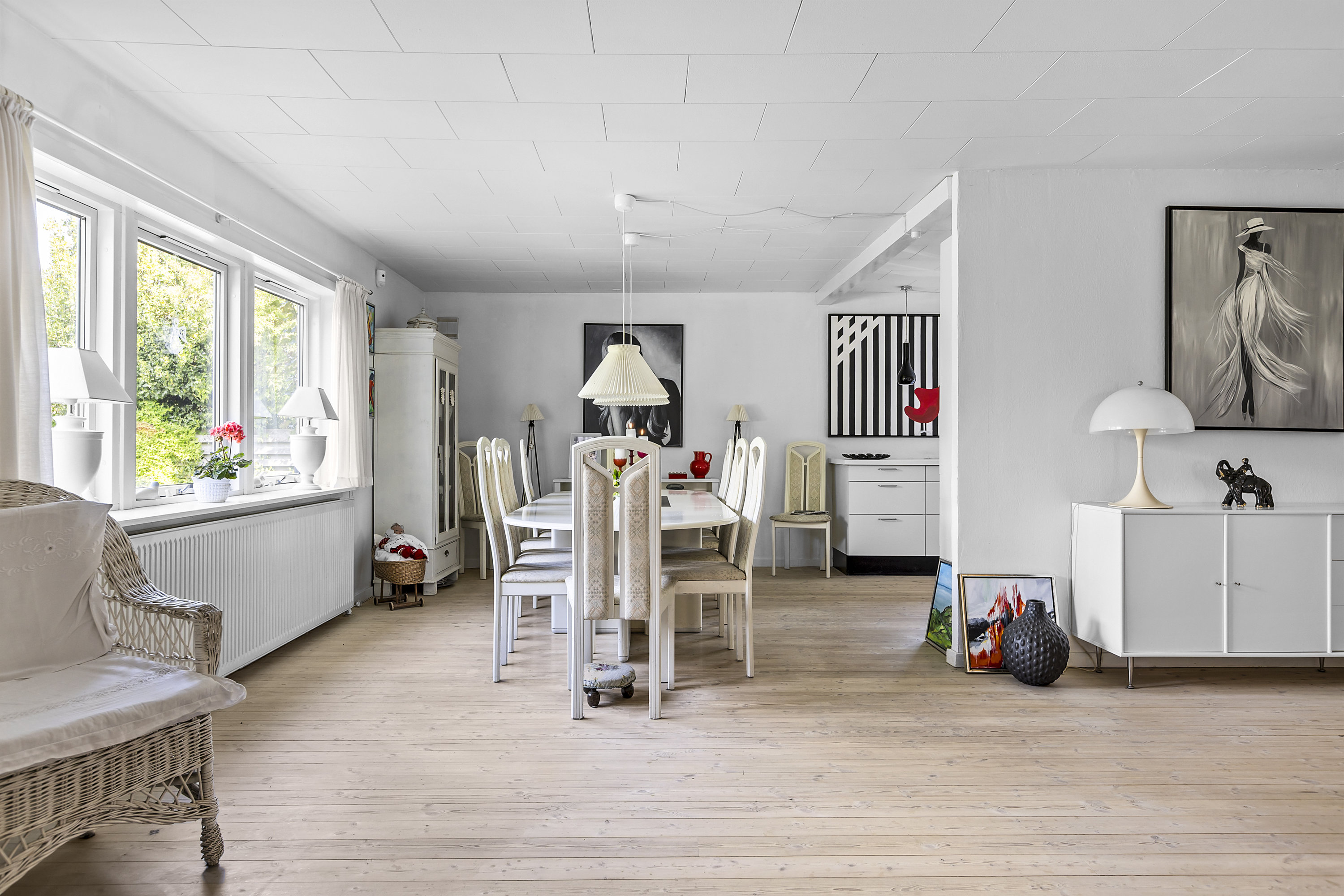 Fremhævet stue billede i fuldskærmstilstand. Billede af Rødtjørnevej 15, 4180 Sorø