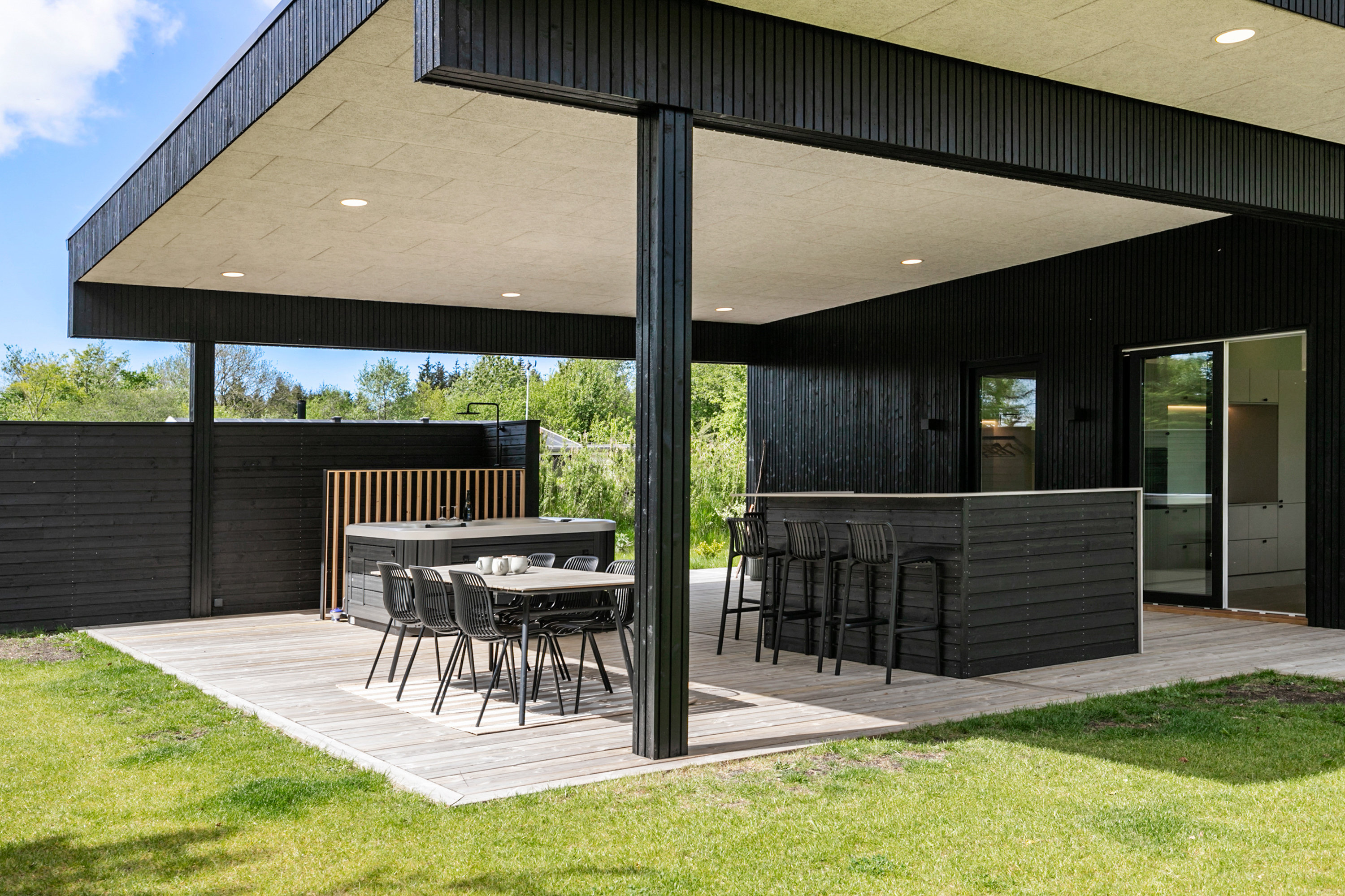 Fremhævet overdækket terrasse billede i fuldskærmstilstand. Billede af Lyngbjergvej 59, Brøndum, 9690 Fjerritslev