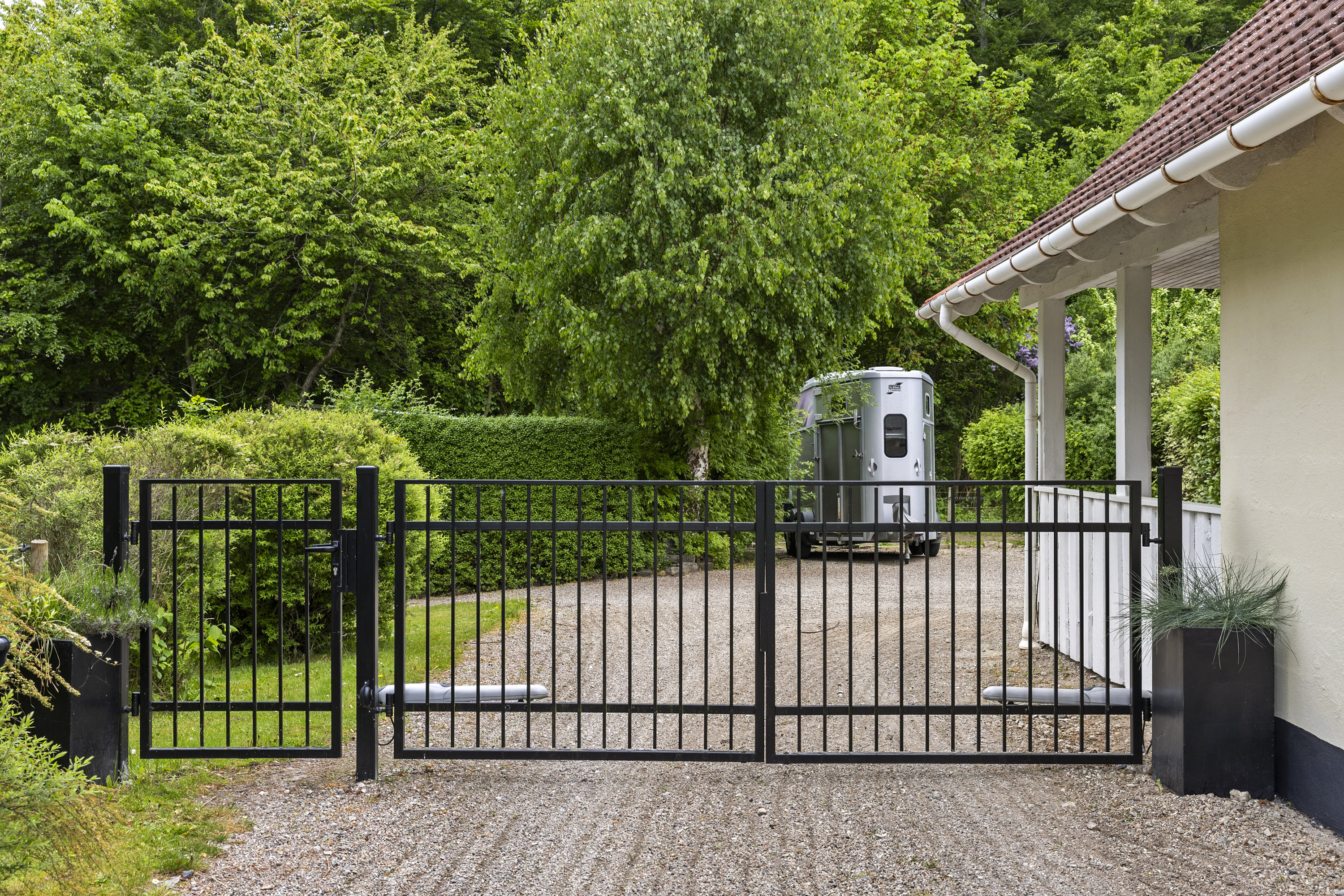 Fremhævet indkørsel billede i fuldskærmstilstand. Billede af Gl. Smedevej 2, 4180 Sorø