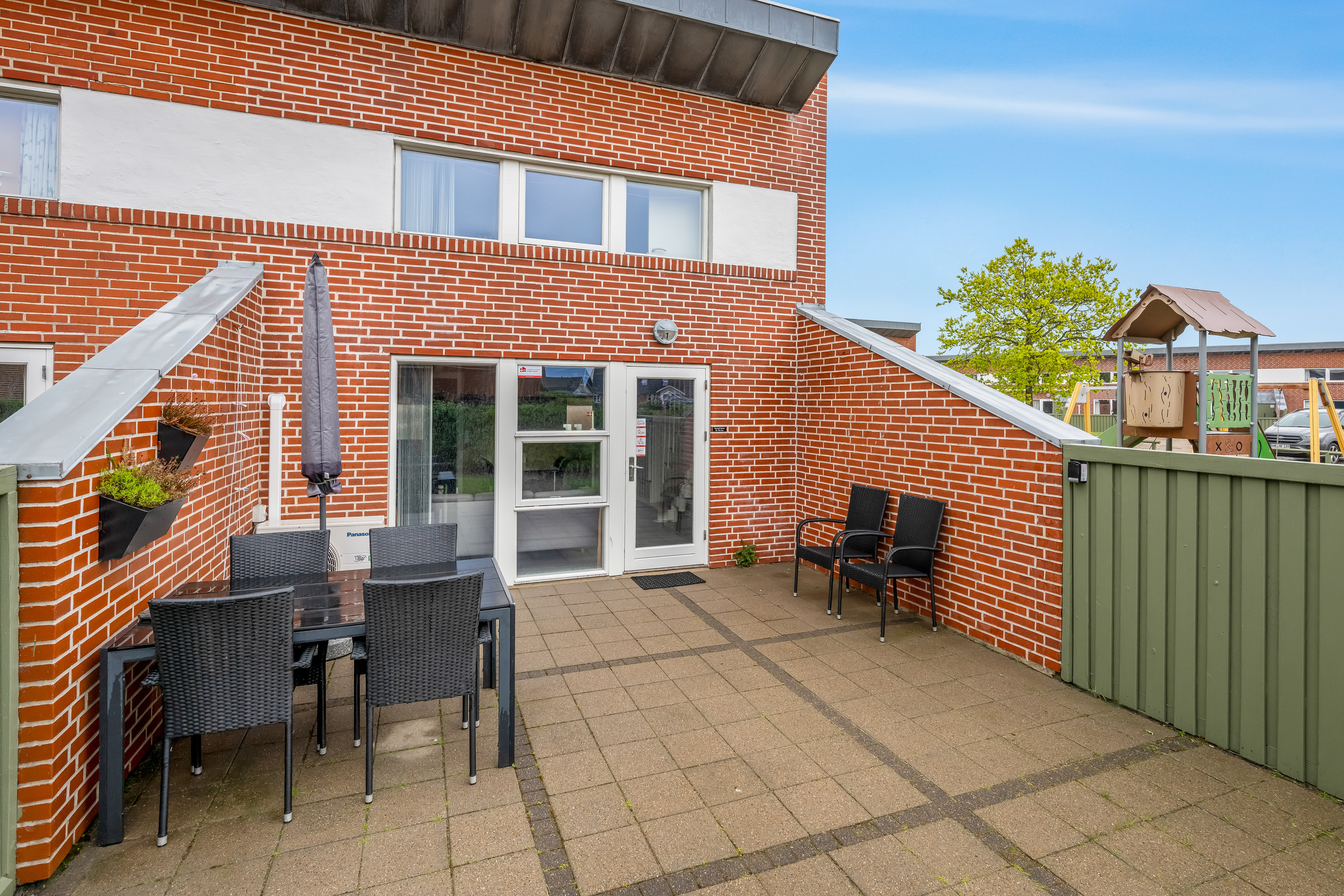 Fremhævet terrasse billede i fuldskærmstilstand. Billede af Kirkehøjvej 40K, (K1)., Nr Bork, 6893 Hemmet