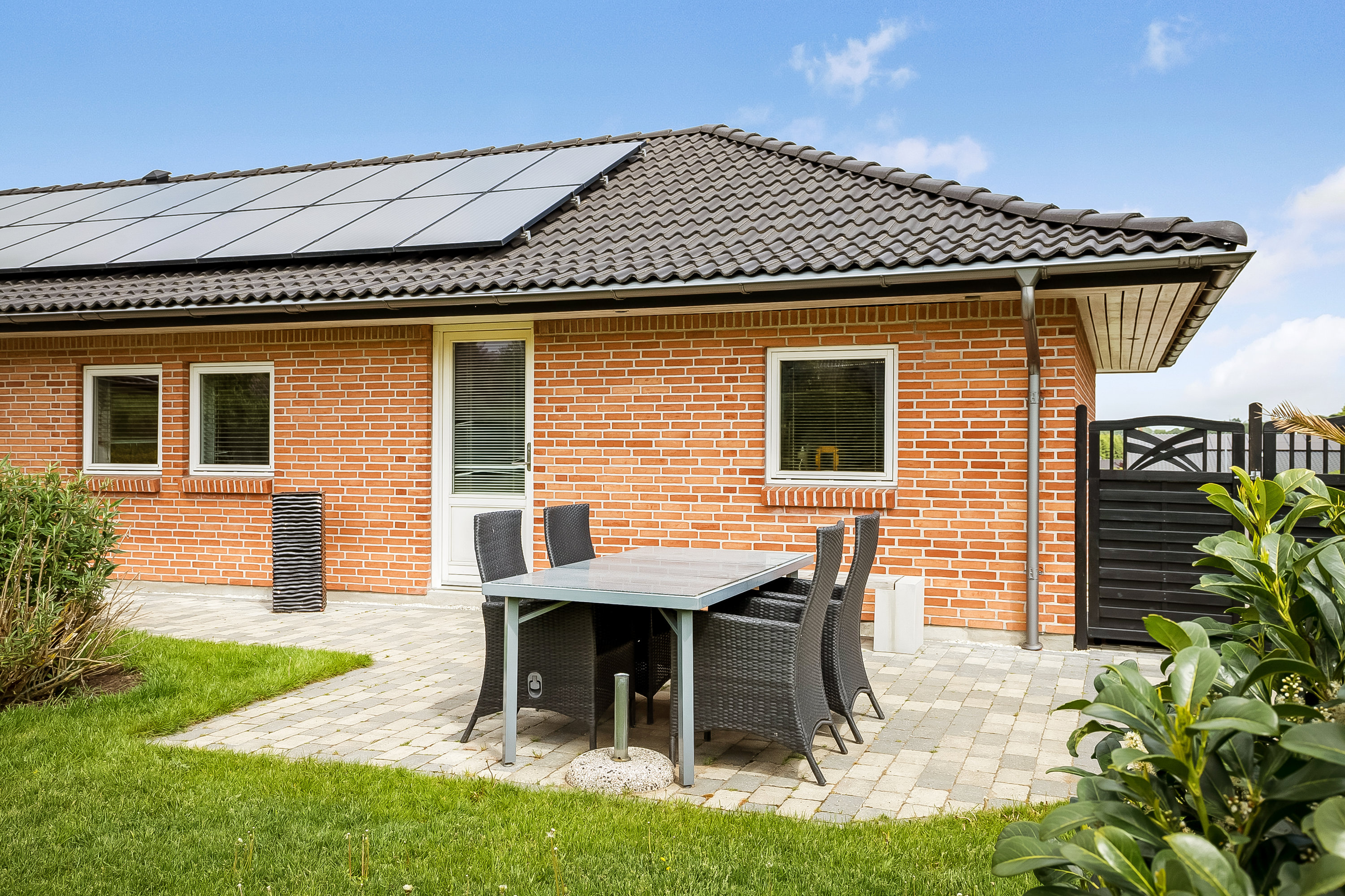 Fremhævet terrasse billede i fuldskærmstilstand. Billede af Enggårdstoften 56, Bredal, 7120 Vejle Øst