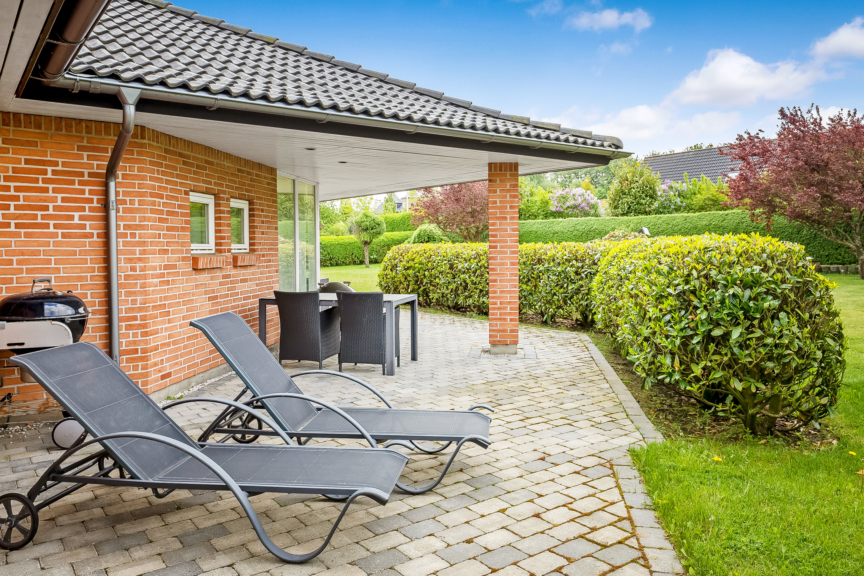 Fremhævet terrasse billede i fuldskærmstilstand. Billede af Enggårdstoften 56, Bredal, 7120 Vejle Øst