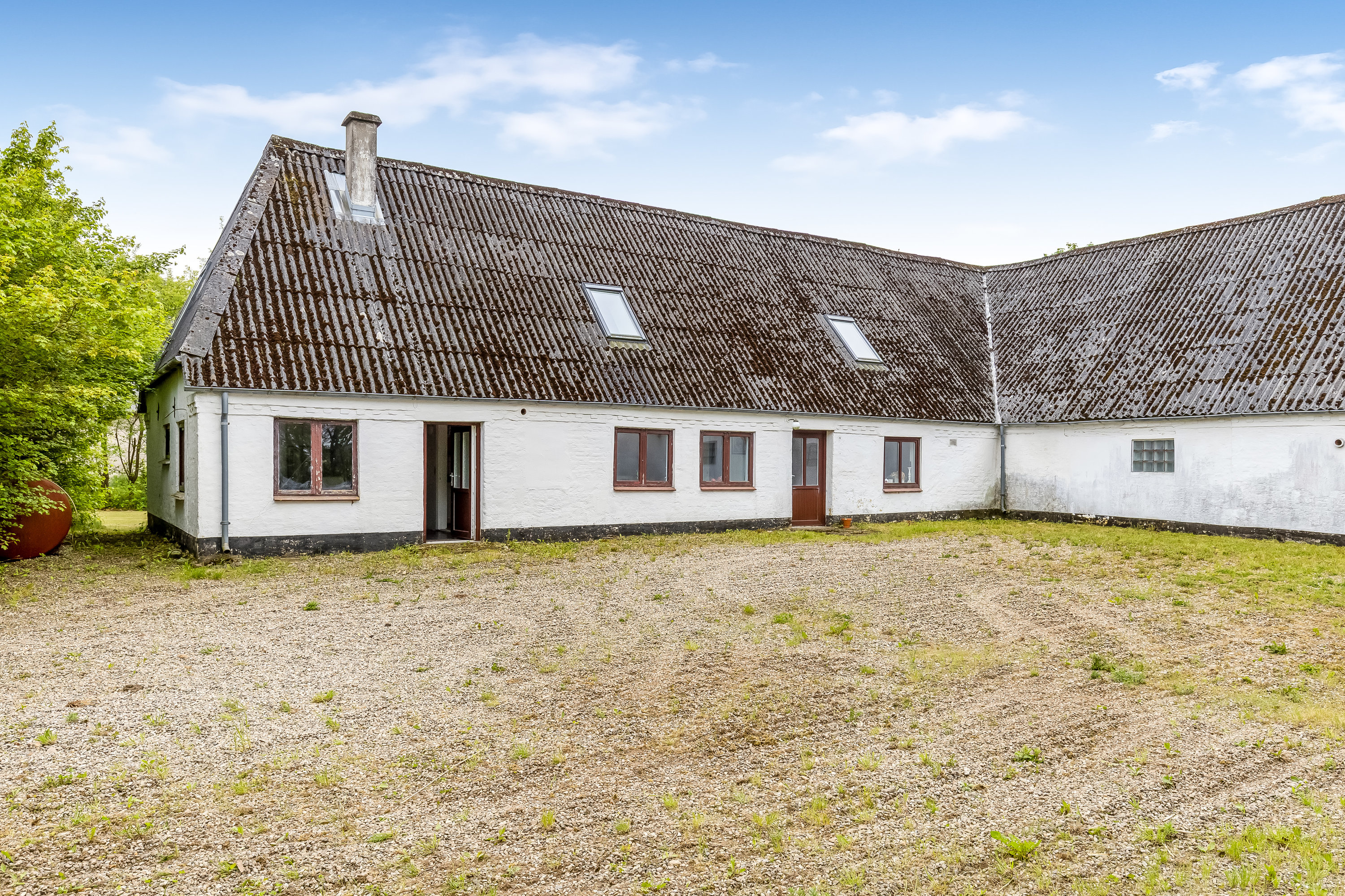 Fremhævet facade billede i fuldskærmstilstand. Billede af Kværnholtvej 9, 6372 Bylderup-Bov
