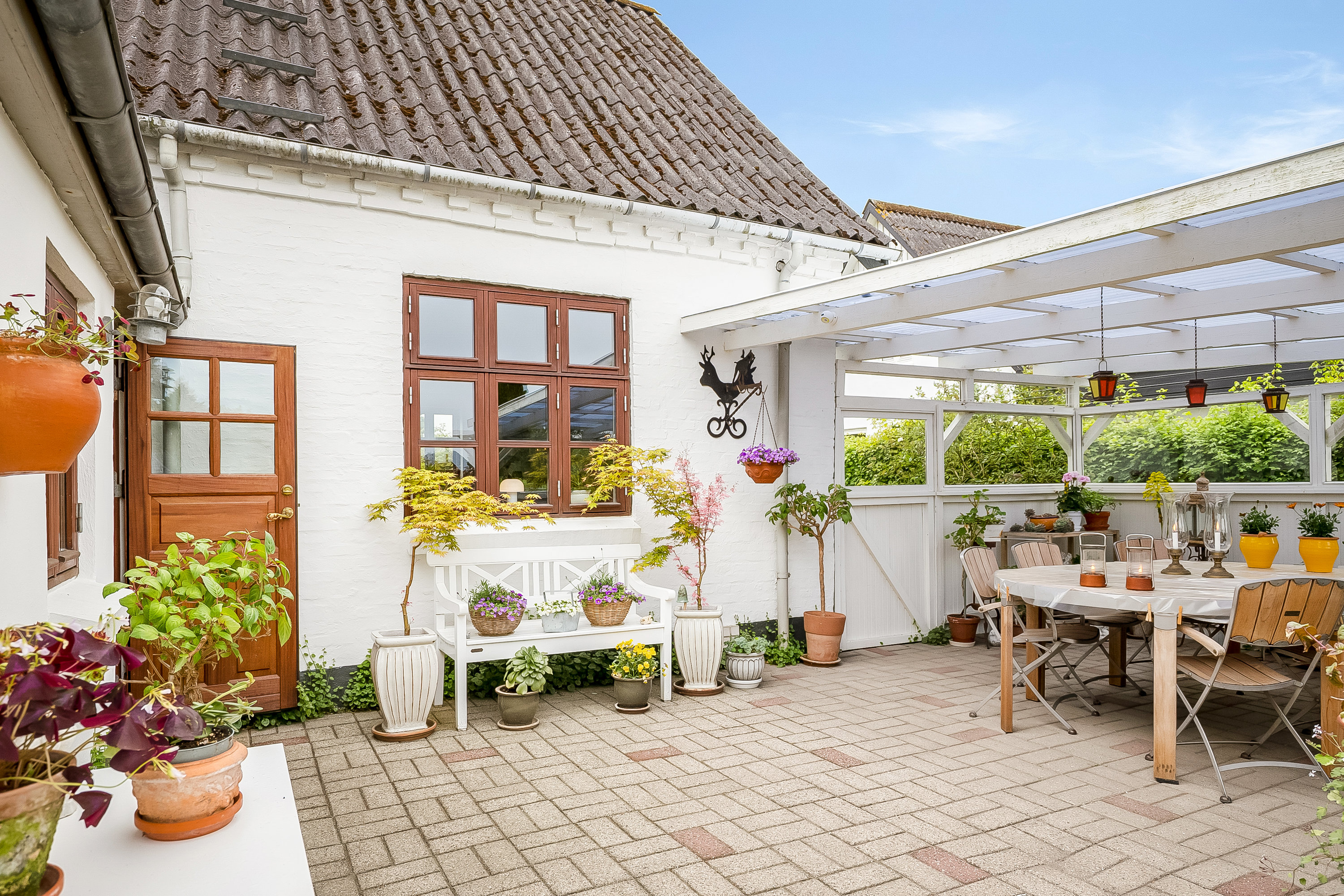 Fremhævet terrasse billede i fuldskærmstilstand. Billede af Skovgaardsvej 9, Frederikshøj, 7100 Vejle
