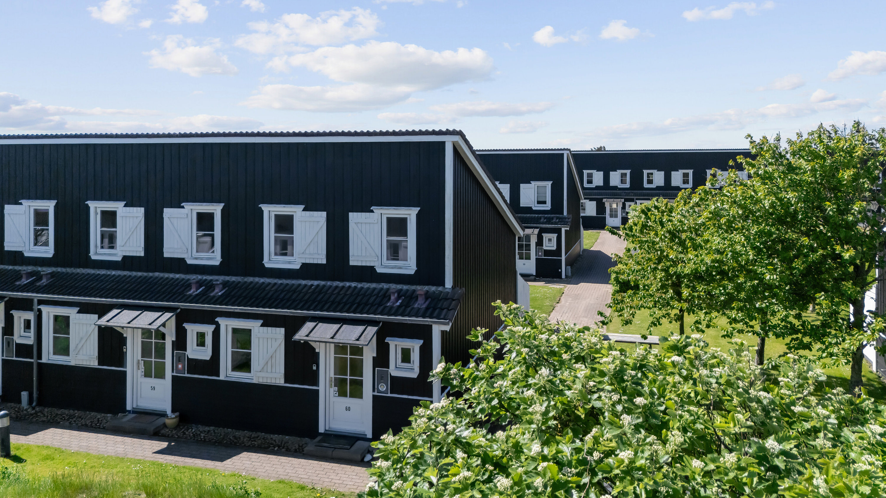 Fremhævet set fra haven billede i fuldskærmstilstand. Billede af Agger Havn Feriecenter 60, Agger, 7770 Vestervig