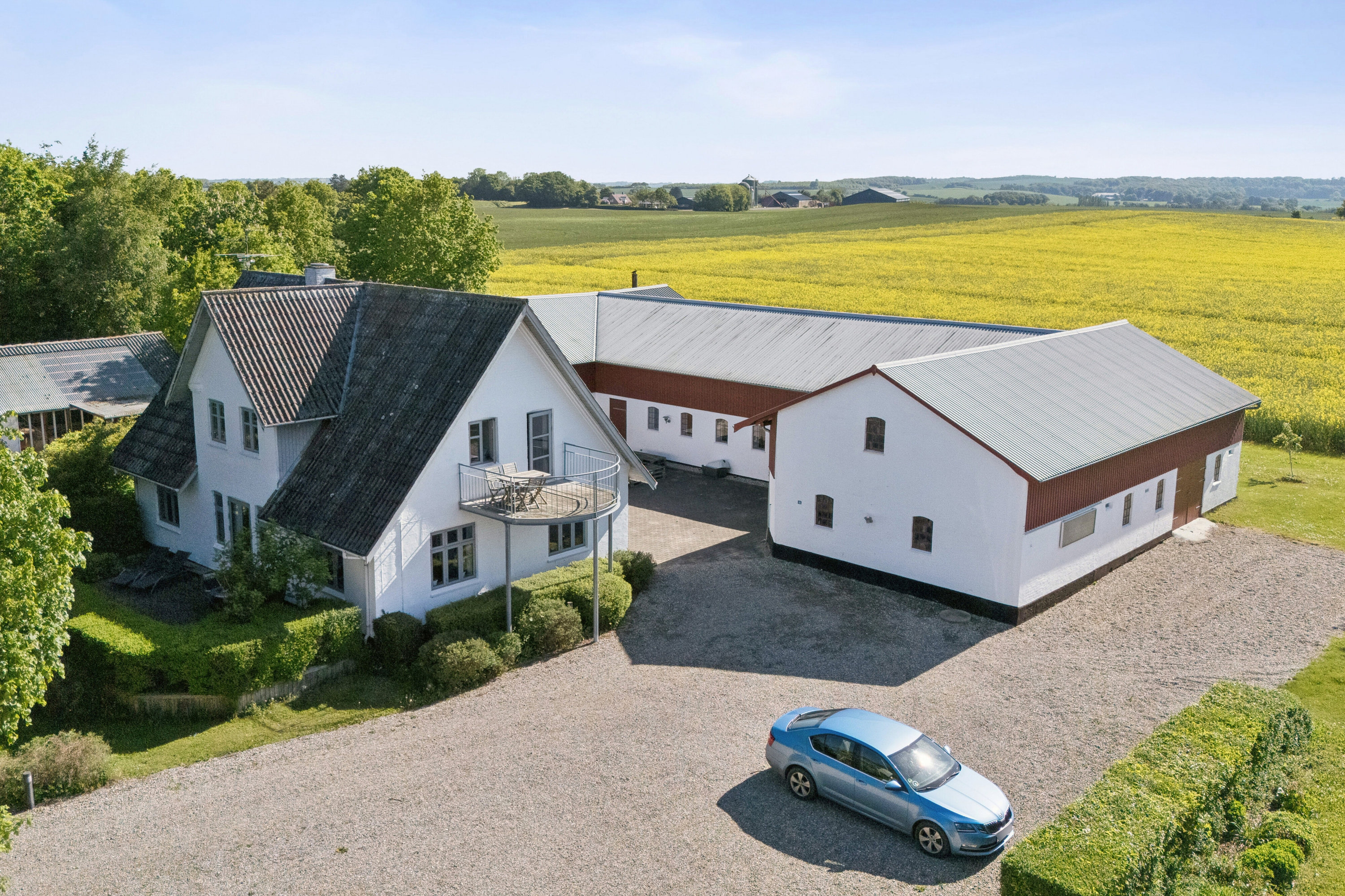 Fremhævet set fra vejen billede i fuldskærmstilstand. Billede af Klovbygade 18, 4490 Jerslev Sjælland