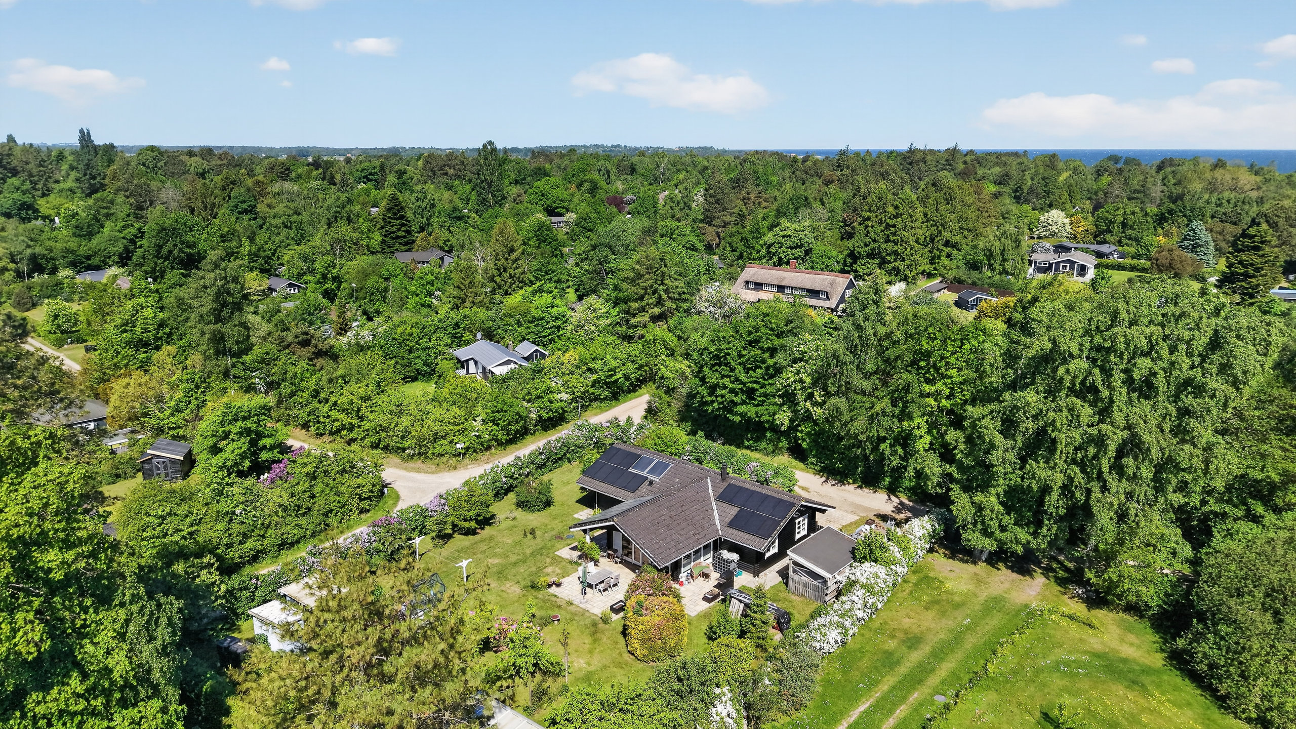 Fremhævet luftfoto billede i fuldskærmstilstand. Billede af Rørsangervej 2, Nyrup, 4500 Nykøbing Sj