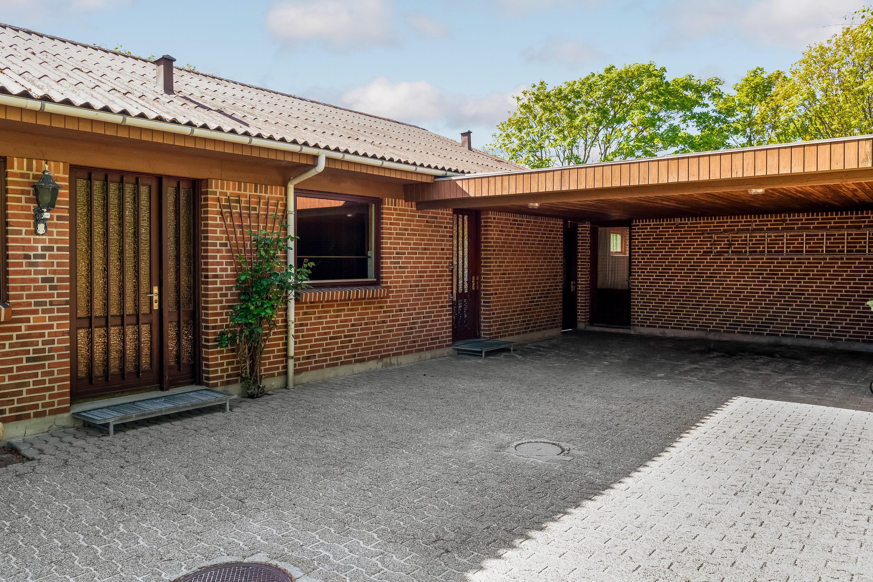 Fremhævet carport billede i fuldskærmstilstand. Billede af Sundsdahlvej 5, Ramme, 7620 Lemvig