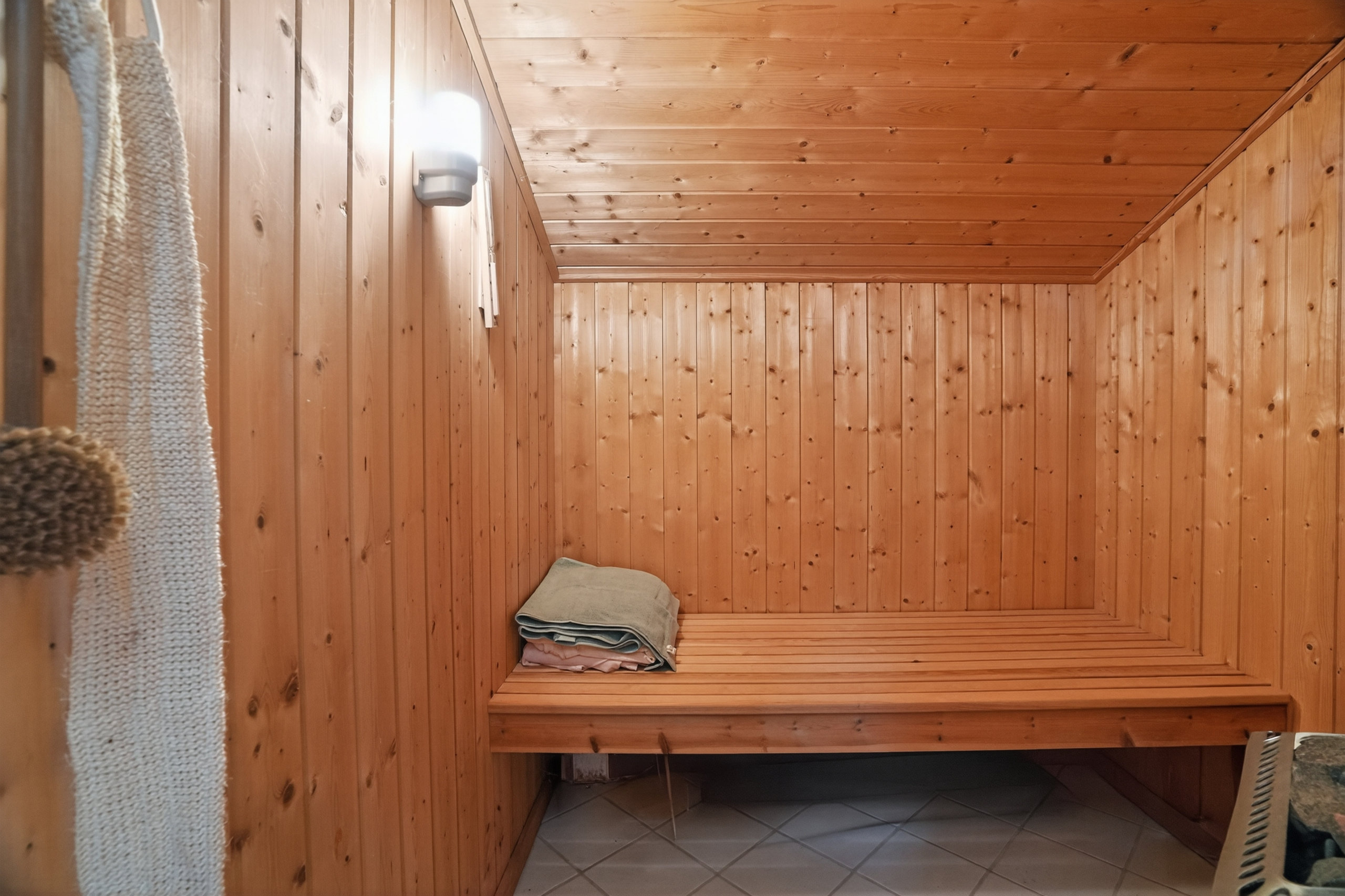 Fremhævet sauna billede i fuldskærmstilstand. Billede af Koralvænget 8, 4581 Rørvig
