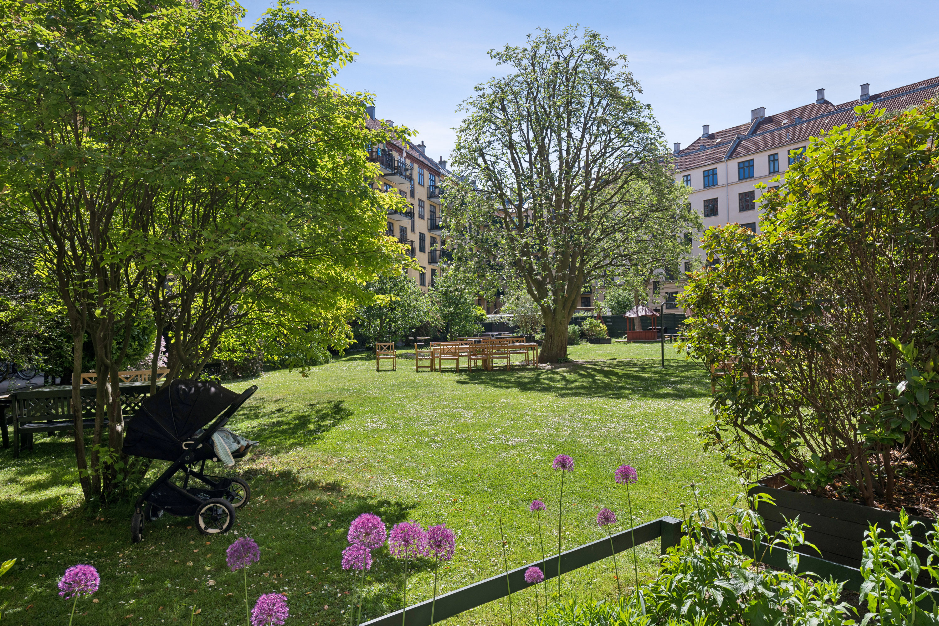 Fremhævet have billede i fuldskærmstilstand. Billede af Bispeengen 15, st.. th., 2000 Frederiksberg