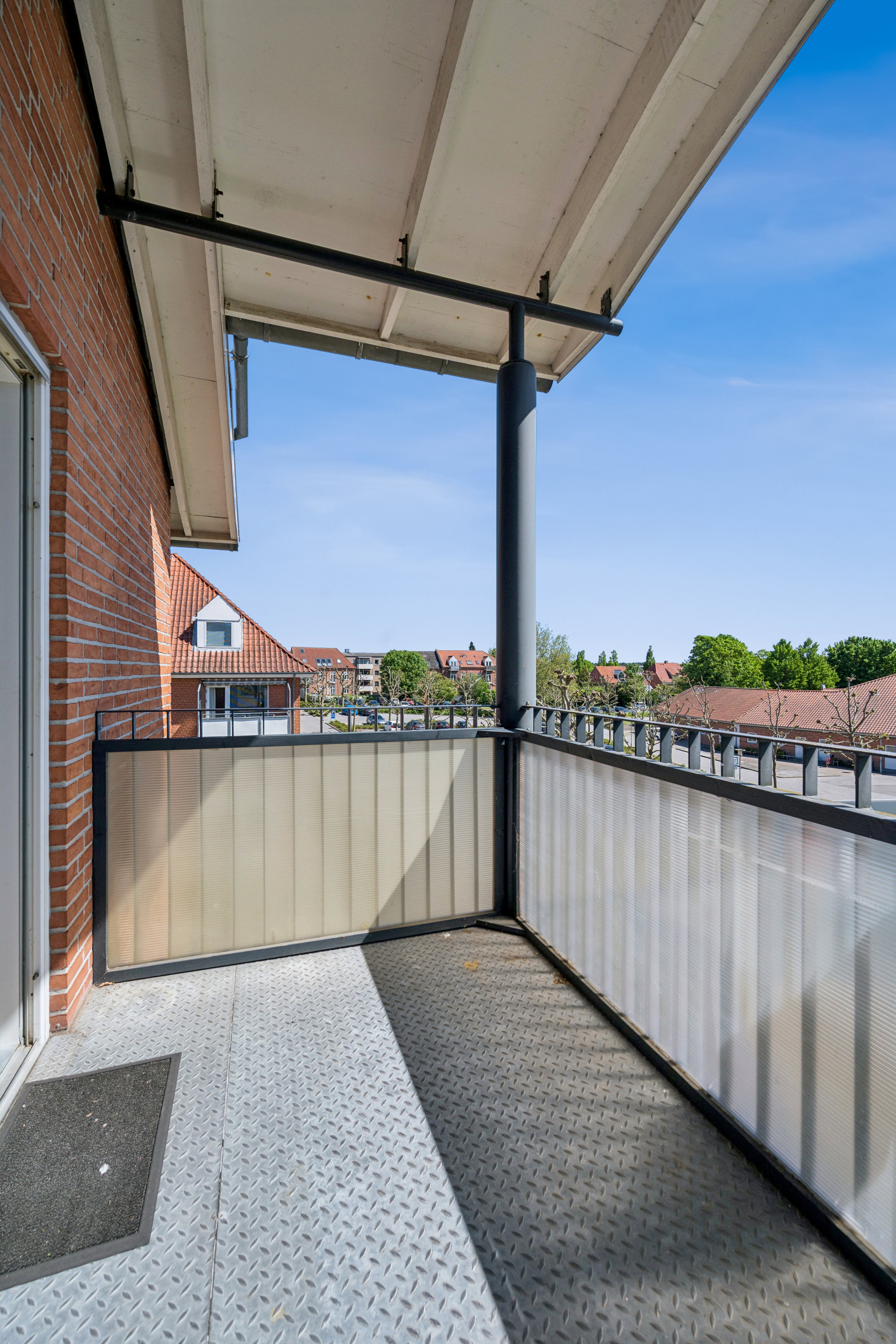 Fremhævet terrasse billede i fuldskærmstilstand. Billede af Posthaven 7B, 2. tv., 8500 Grenaa