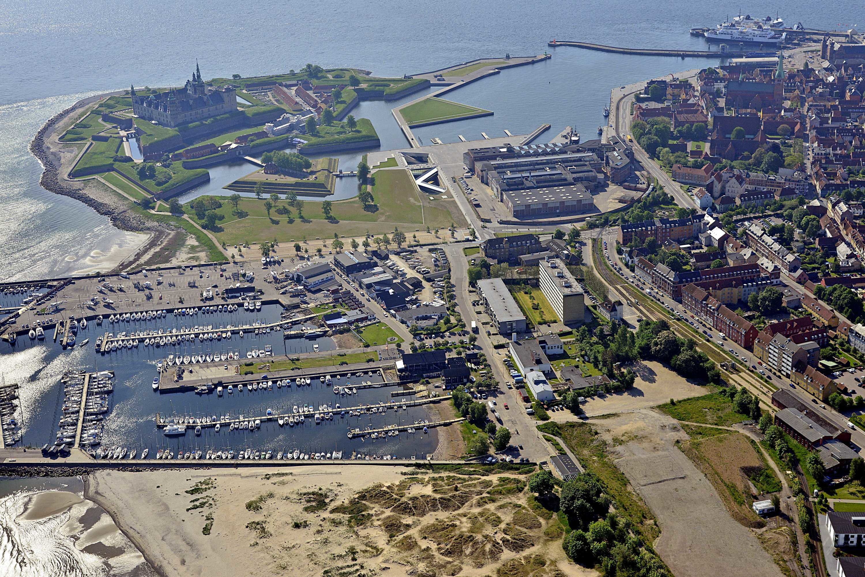 Fremhævet  billede i fuldskærmstilstand. Billede af Kirkestræde 1B, 3000 Helsingør