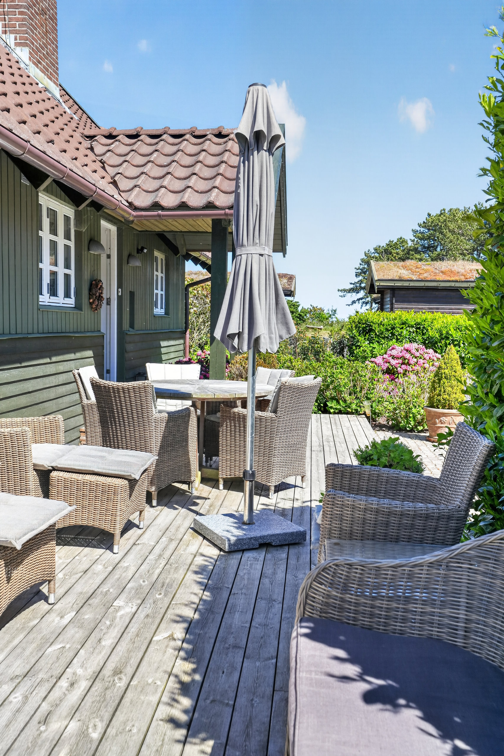 Fremhævet terrasse billede i fuldskærmstilstand. Billede af Bentvedsvej 19, 4581 Rørvig