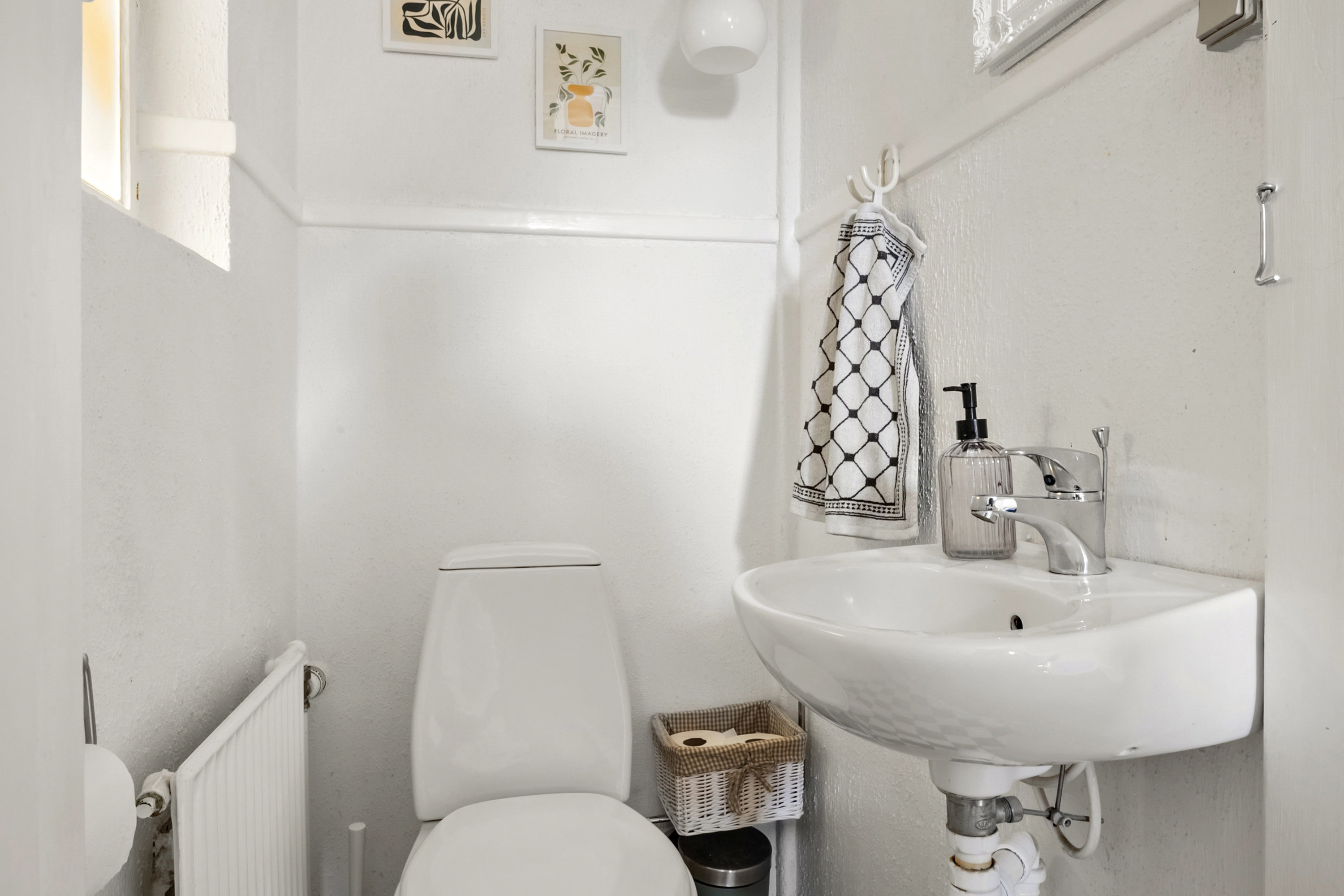 Fremhævet toilet billede i fuldskærmstilstand. Billede af Ny Gothersgade 9, 8700 Horsens