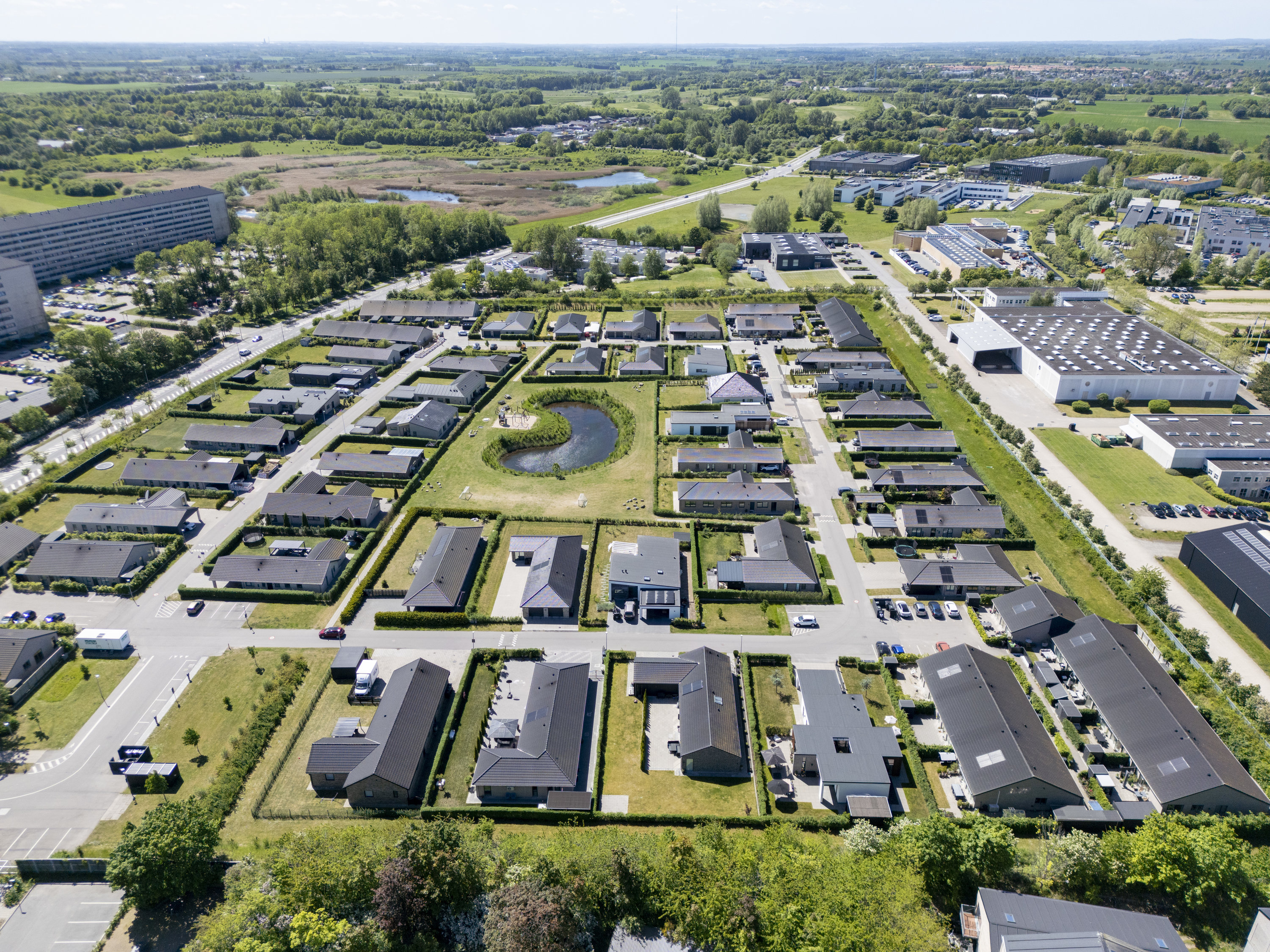 Fremhævet andet billede i fuldskærmstilstand. Billede af Atlasvænge 43, 2750 Ballerup