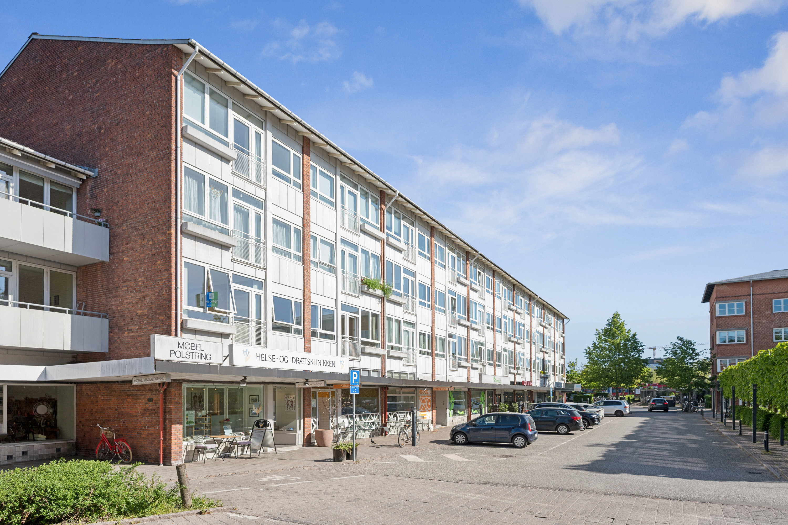 Fremhævet andet billede i fuldskærmstilstand. Billede af Ulrikkenborg Plads 10E, 1. tv., 2800 Kongens Lyngby