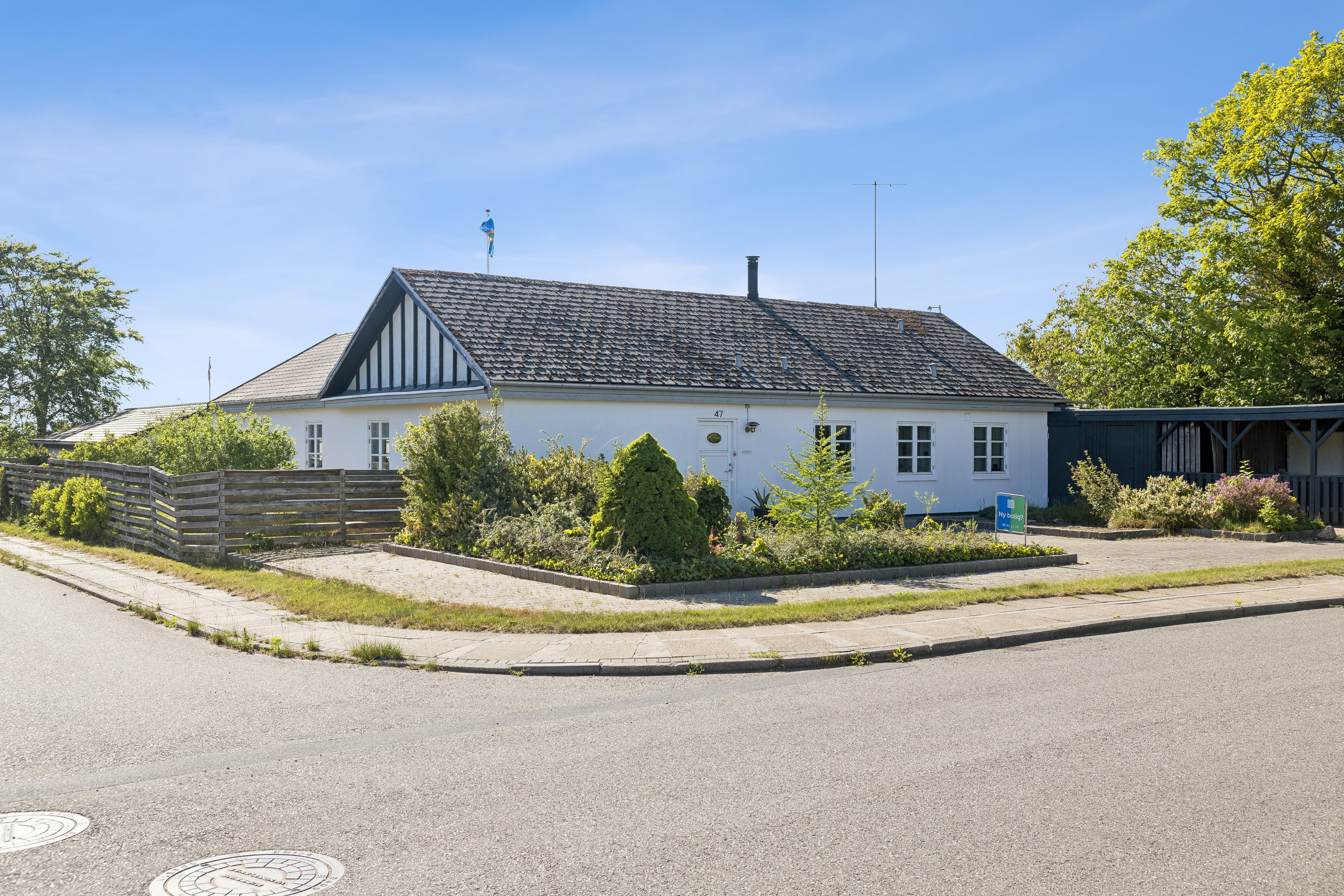 Fremhævet udendørs billede i fuldskærmstilstand. Billede af Frejasvej 47, 9800 Hjørring