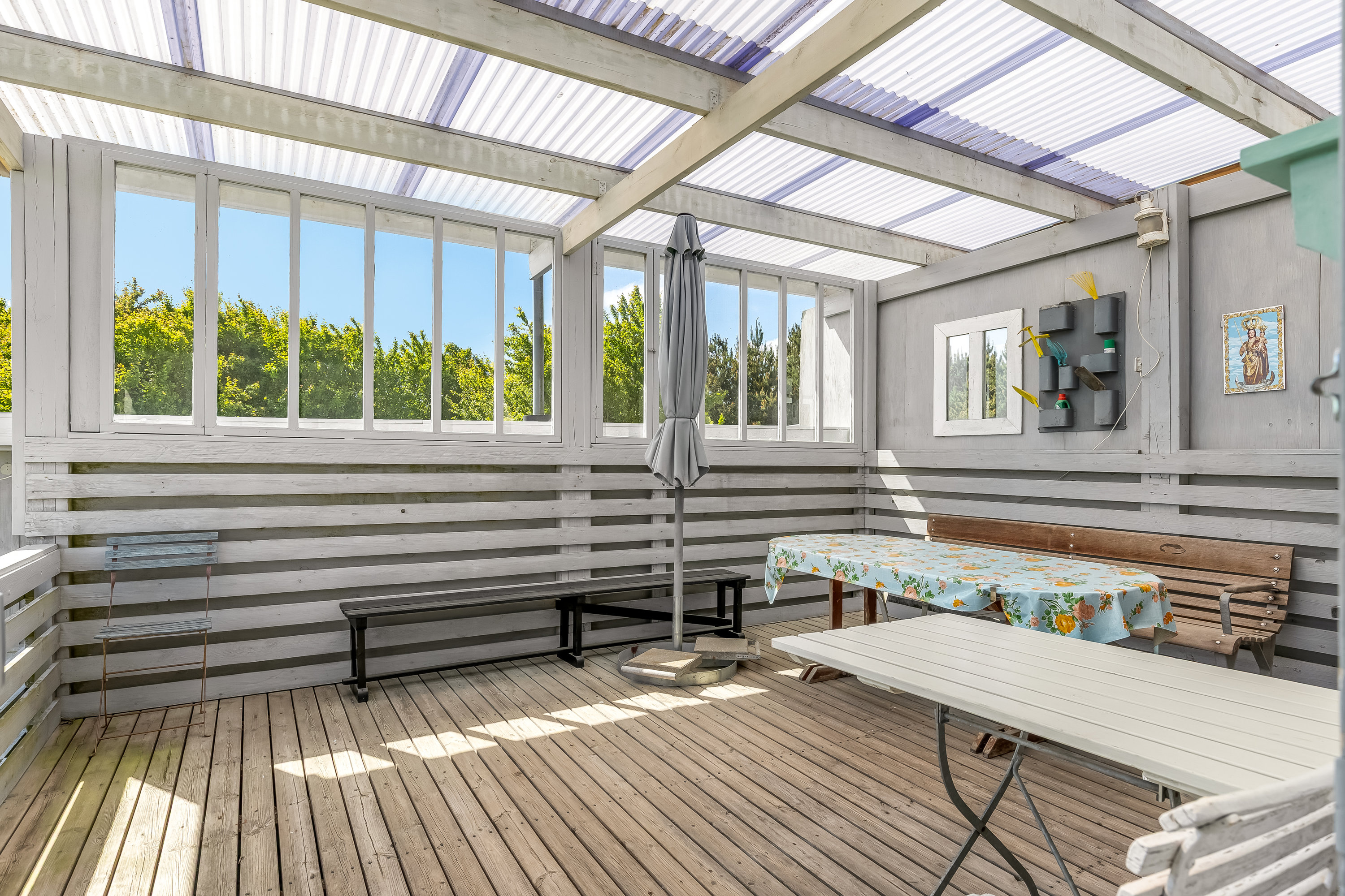 Fremhævet overdækket terrasse billede i fuldskærmstilstand. Billede af Havnebyvej 93, Kongsmark, 6792 Rømø